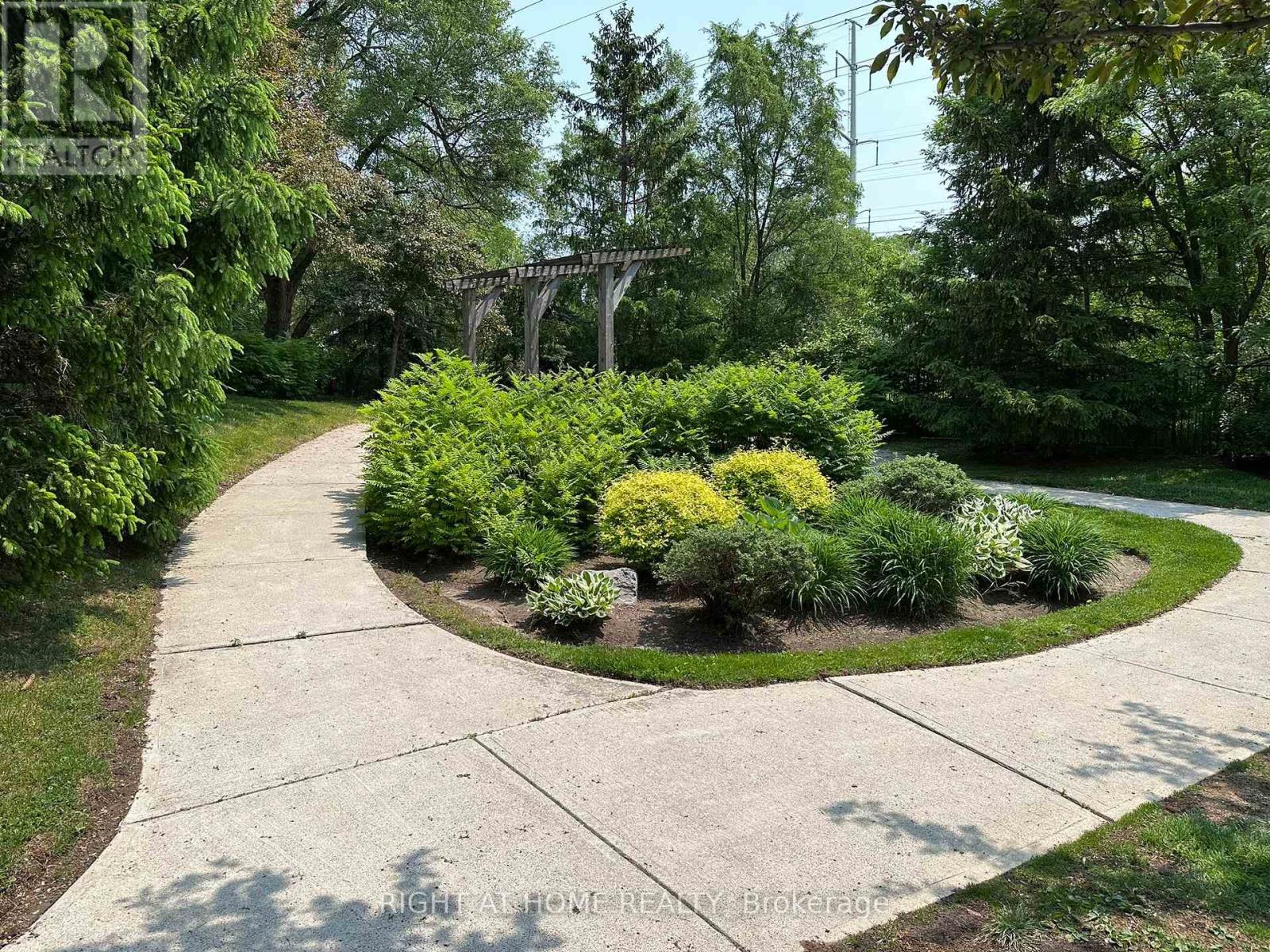 609 - 1700 Eglinton Avenue E, Toronto, Ontario  M4A 2X4 - Photo 38 - C12998434