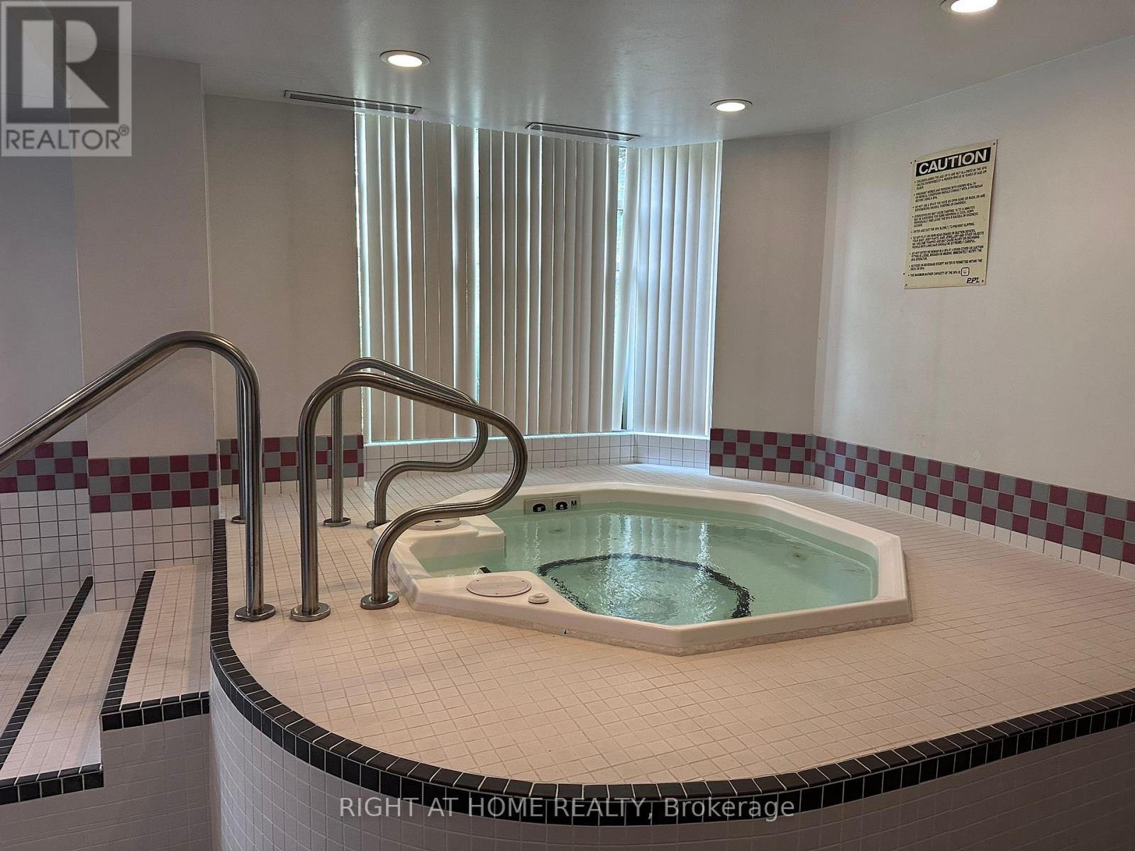 609 - 1700 Eglinton Avenue E, Toronto, Ontario  M4A 2X4 - Photo 40 - C12998434