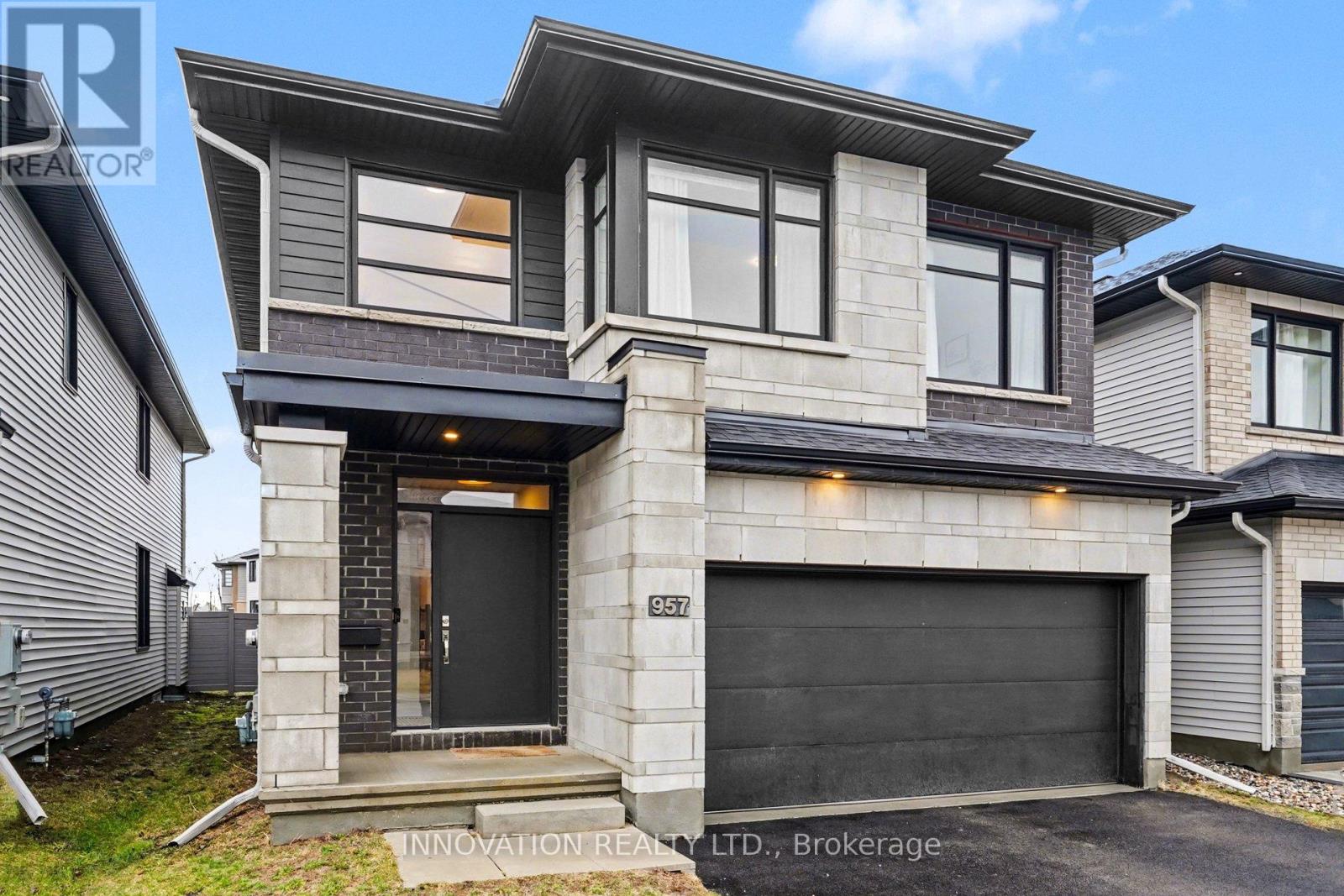 957 Atrium Ridge, Ottawa, Ontario K4M 0P3 - Photo 2 - X12998288