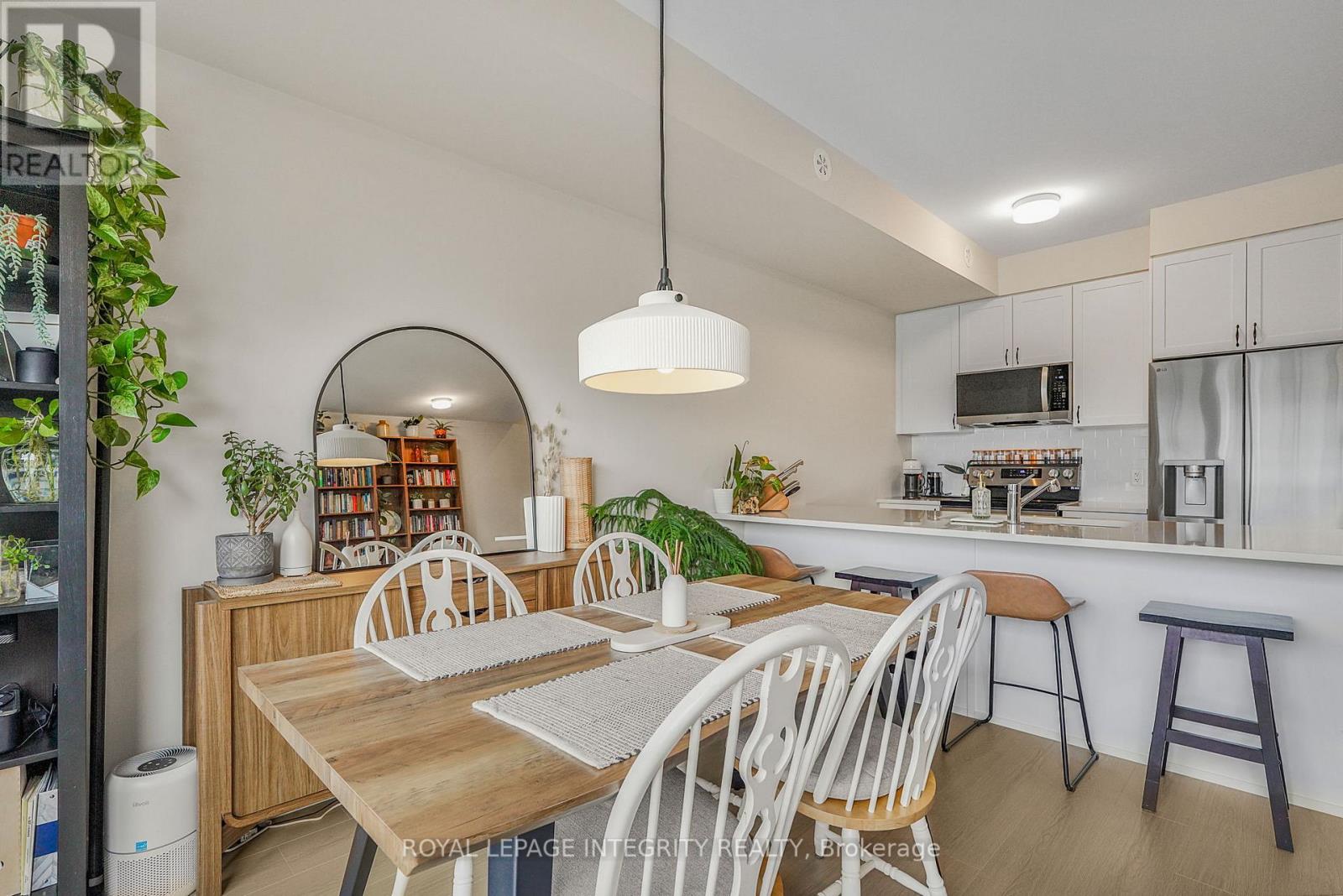 626 Mishi Private, Ottawa, Ontario  K1K 0P2 - Photo 11 - X12998382