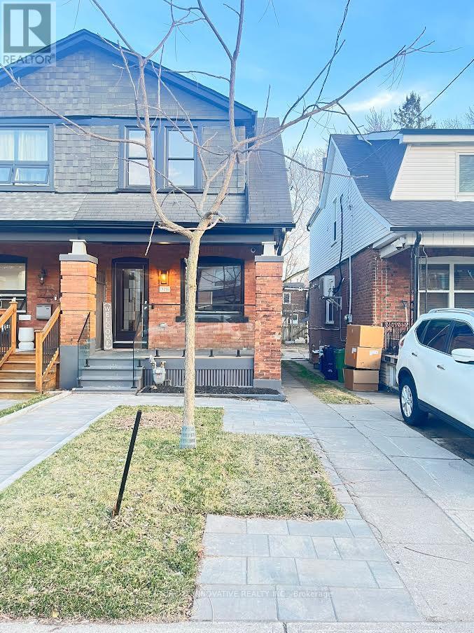 371 MILVERTON BOULEVARD, Toronto, Ontario