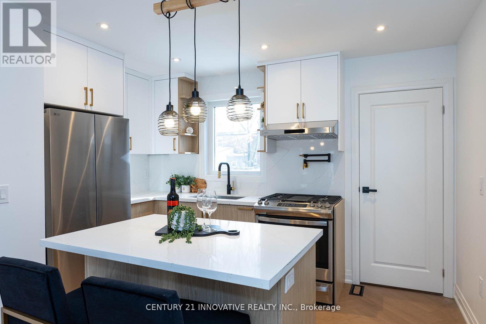 371 Milverton Boulevard, Toronto, Ontario  M4J 1W1 - Photo 19 - E12998260