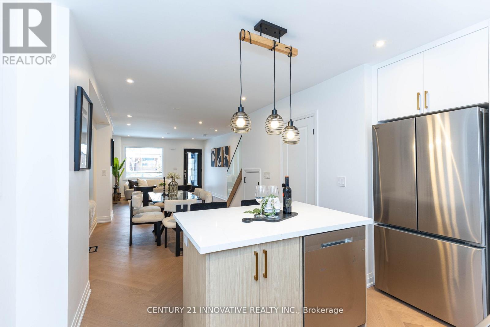 371 Milverton Boulevard, Toronto, Ontario  M4J 1W1 - Photo 23 - E12998260