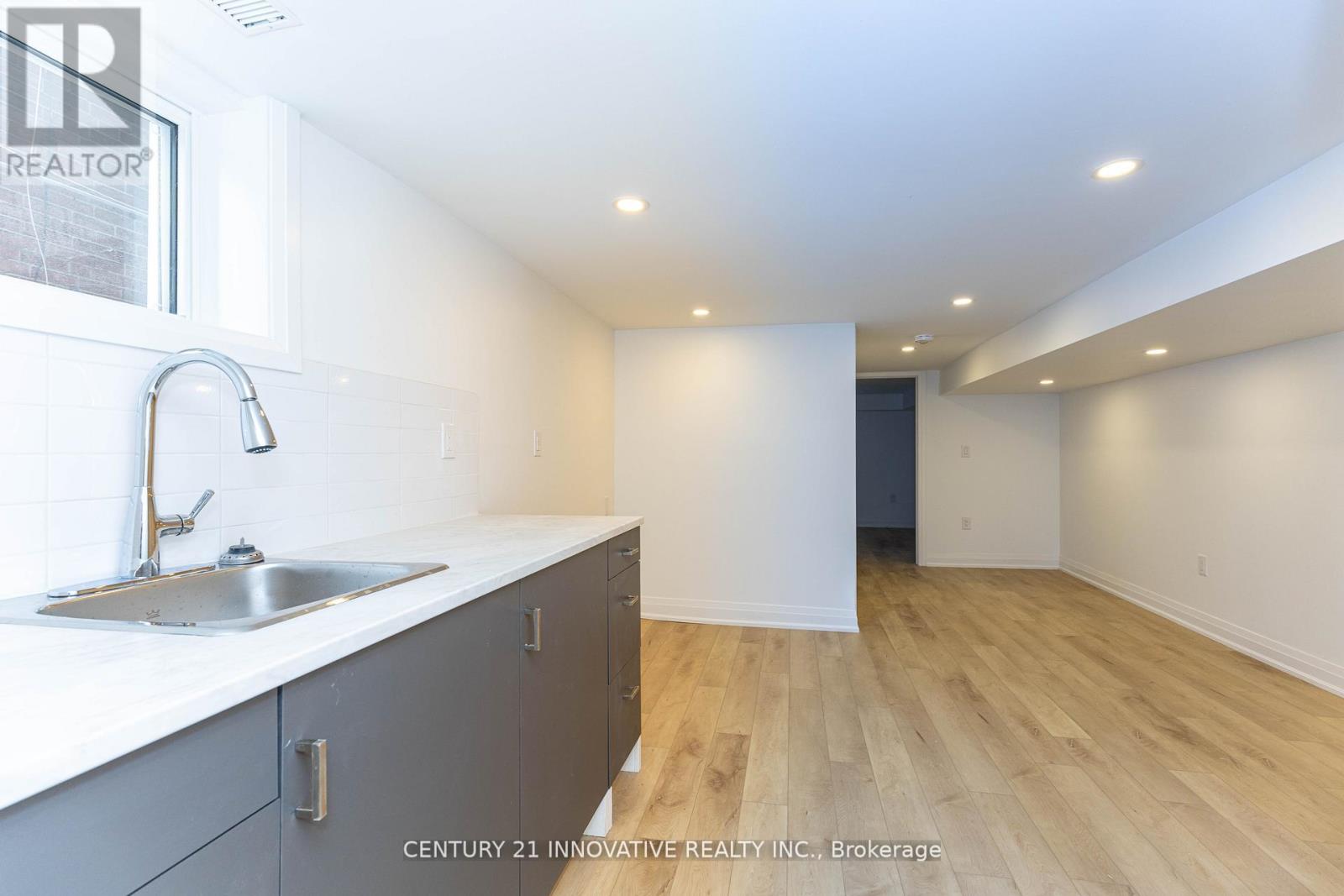 371 Milverton Boulevard, Toronto, Ontario  M4J 1W1 - Photo 35 - E12998260