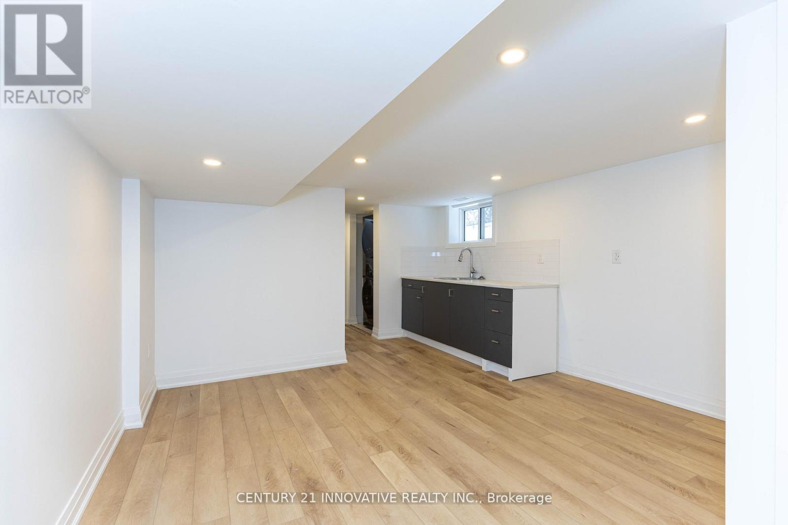 371 Milverton Boulevard, Toronto, Ontario  M4J 1W1 - Photo 36 - E12998260