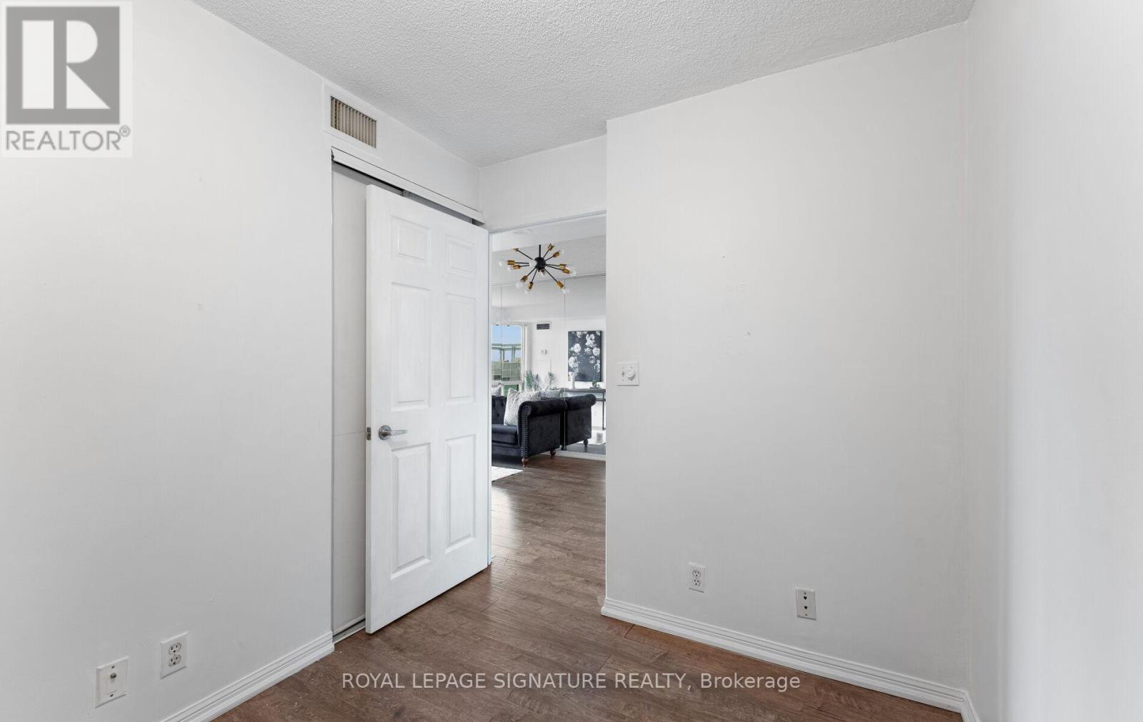 705 - 8 Lee Centre Drive, Toronto, Ontario  M1H 3H8 - Photo 28 - E12998422