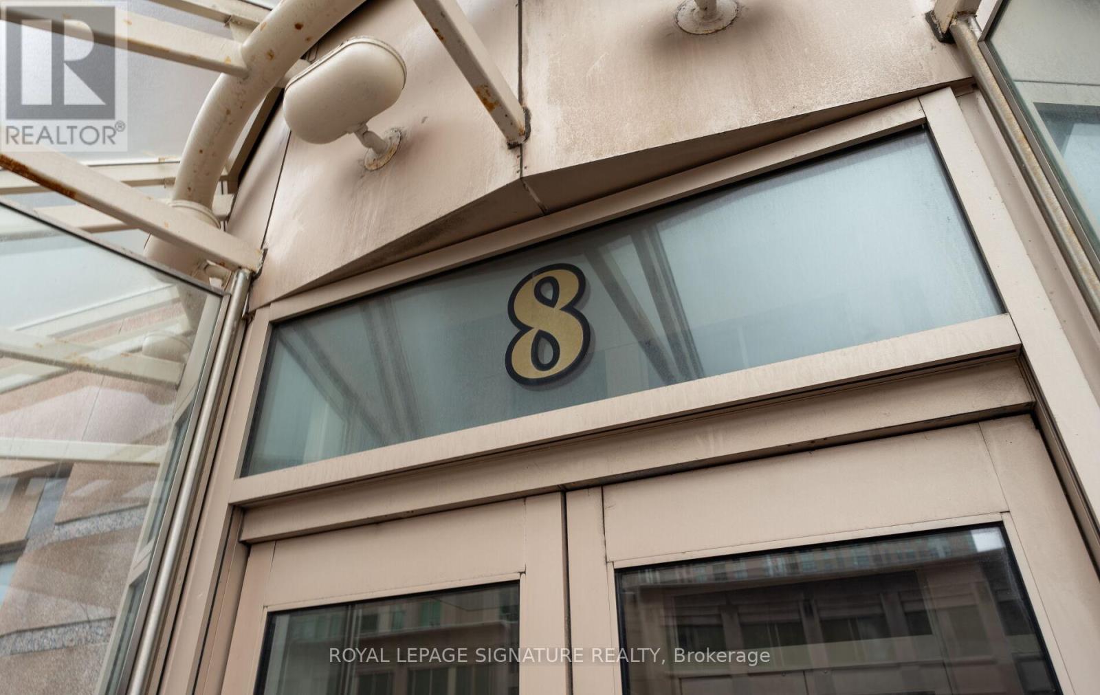 705 - 8 Lee Centre Drive, Toronto, Ontario  M1H 3H8 - Photo 4 - E12998422