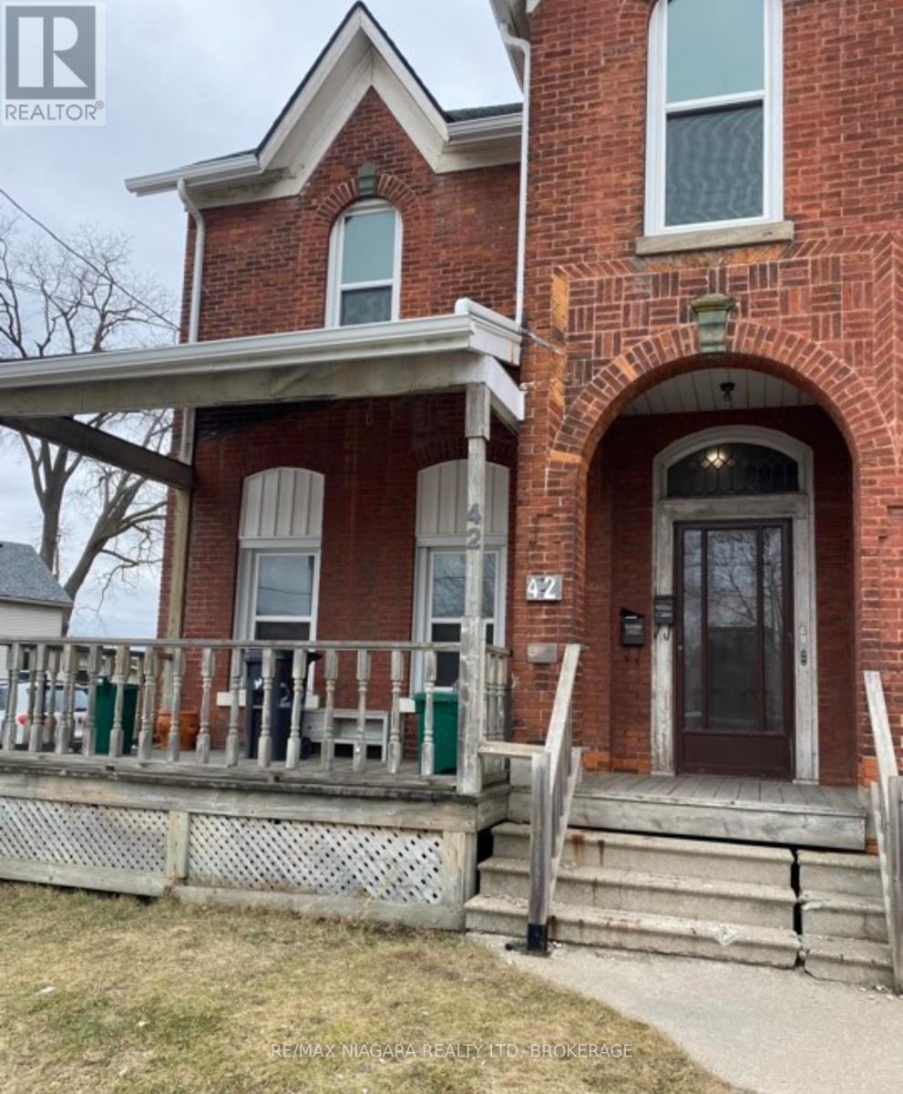 42 NIAGARA STREET, st. catharines (e. chester), Ontario