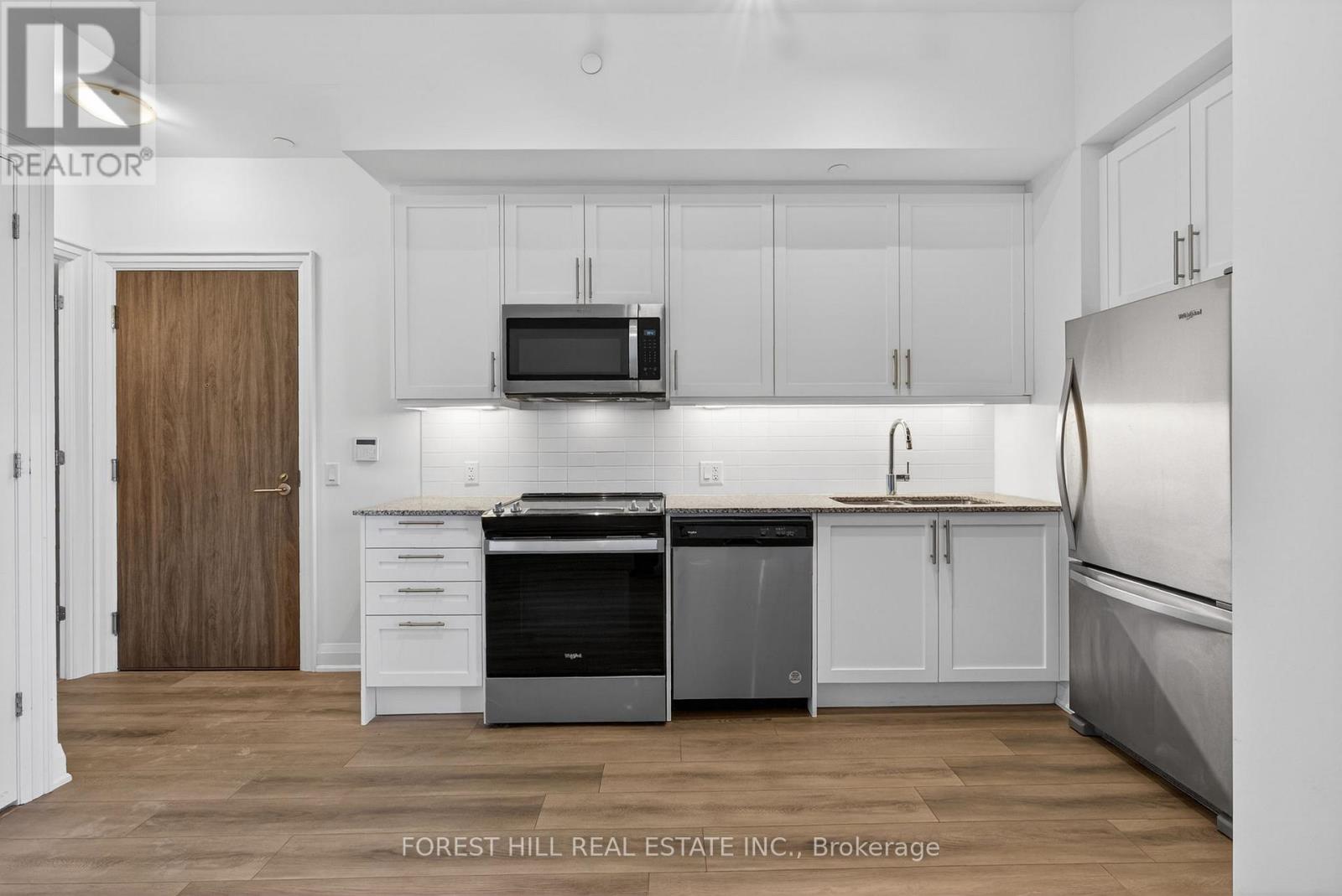 208 - 10 Gatineau Drive, Vaughan, Ontario  L4J 0L2 - Photo 11 - N12998302