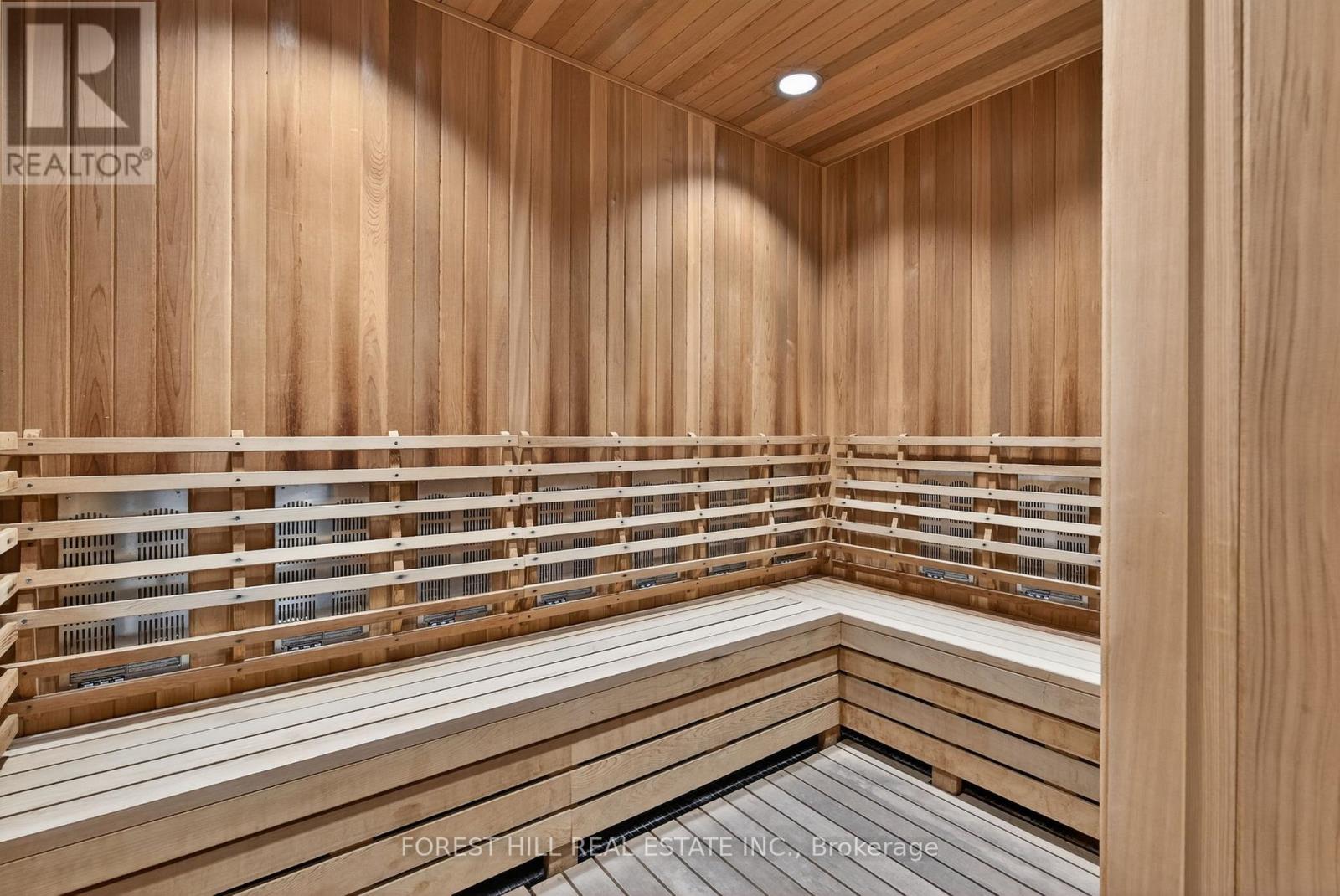 208 - 10 Gatineau Drive, Vaughan, Ontario  L4J 0L2 - Photo 3 - N12998302