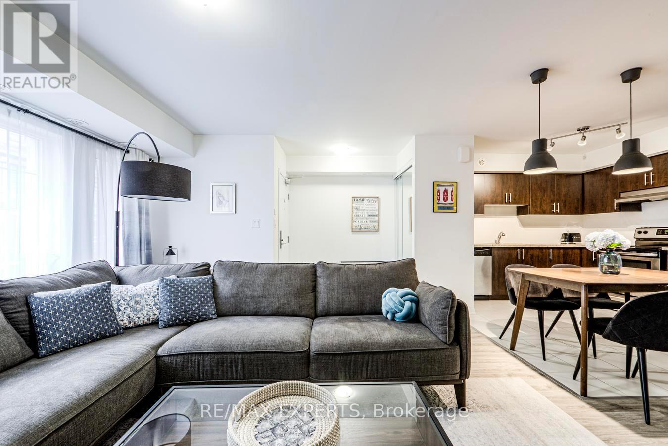 C03 - 26 Bruce Street, Vaughan, Ontario  L4L 0H4 - Photo 14 - N12998390