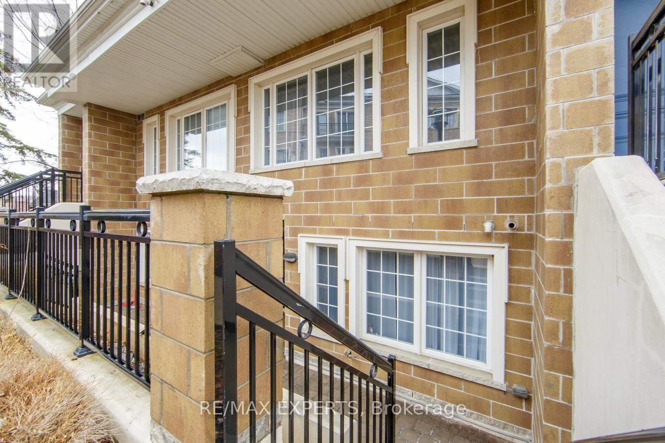 C03 - 26 Bruce Street, Vaughan, Ontario  L4L 0H4 - Photo 4 - N12998390