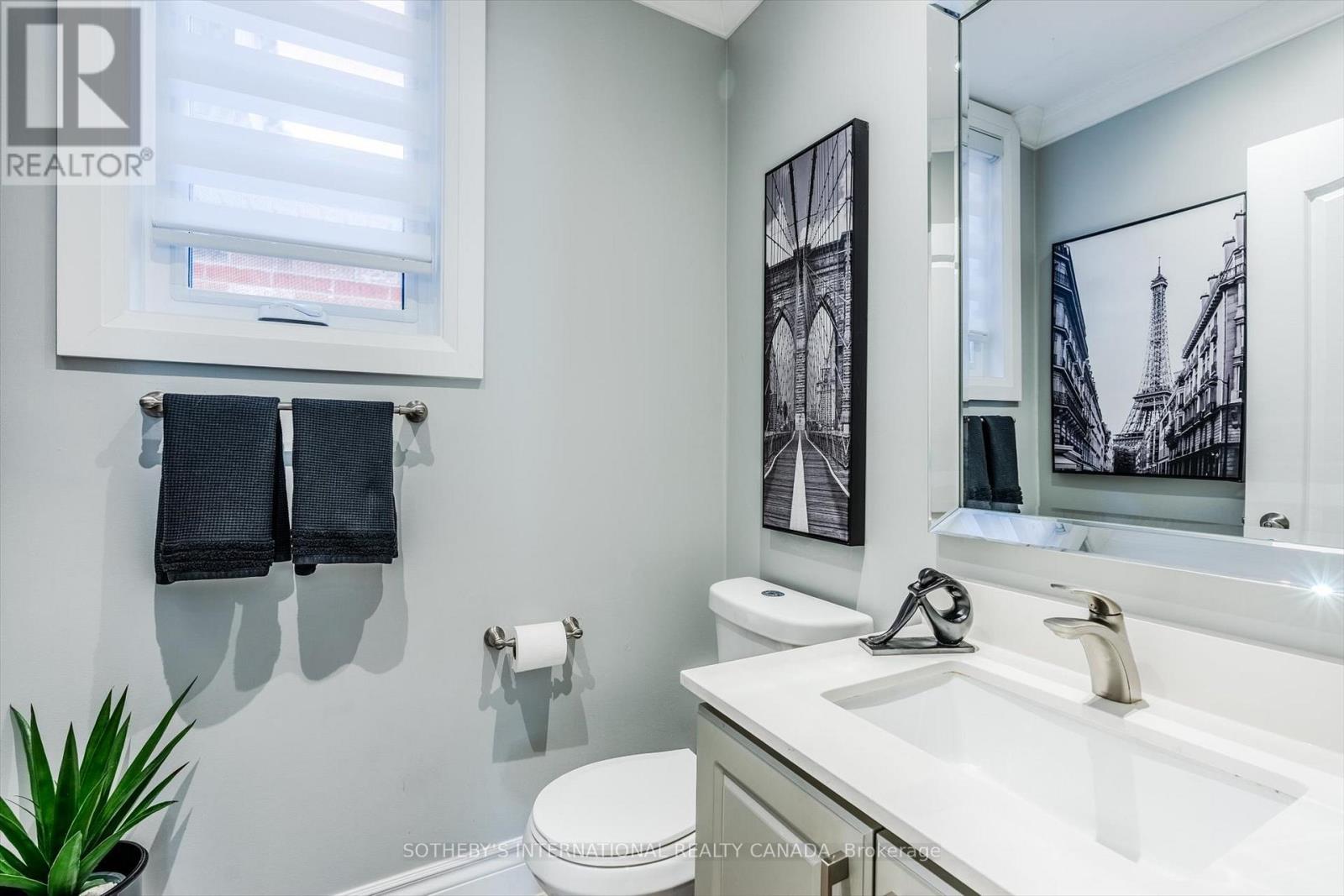 3841 Quiet Creek Drive, Mississauga, Ontario  L5M 8B1 - Photo 6 - W12751896