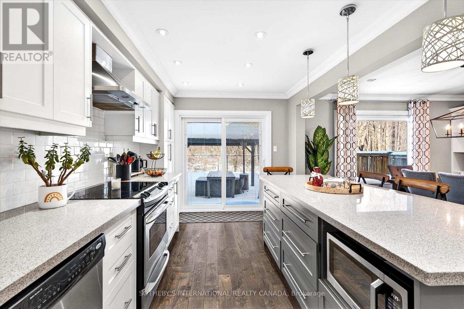 3841 Quiet Creek Drive, Mississauga, Ontario  L5M 8B1 - Photo 17 - W12751896