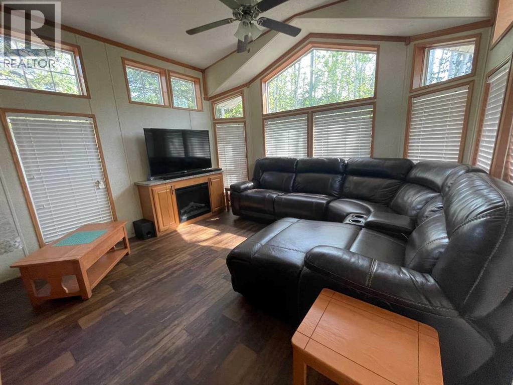 10 Tugate Drive, Rural Mackenzie County, Alberta  T0H 1Z0 - Photo 4 - A2228452