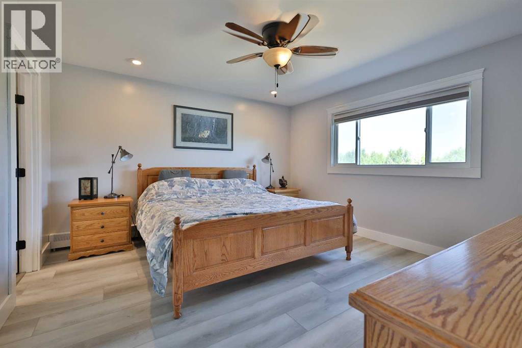 228 Centre Street, Magrath, Alberta  T0K 1J0 - Photo 33 - A2248660