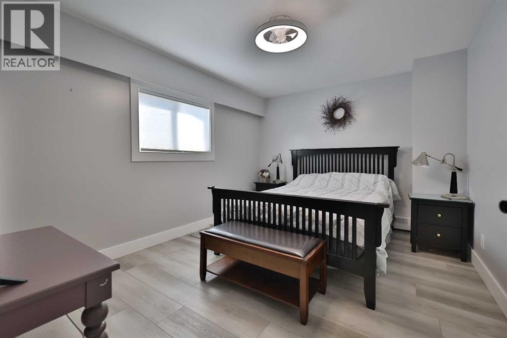 228 Centre Street, Magrath, Alberta  T0K 1J0 - Photo 43 - A2248660