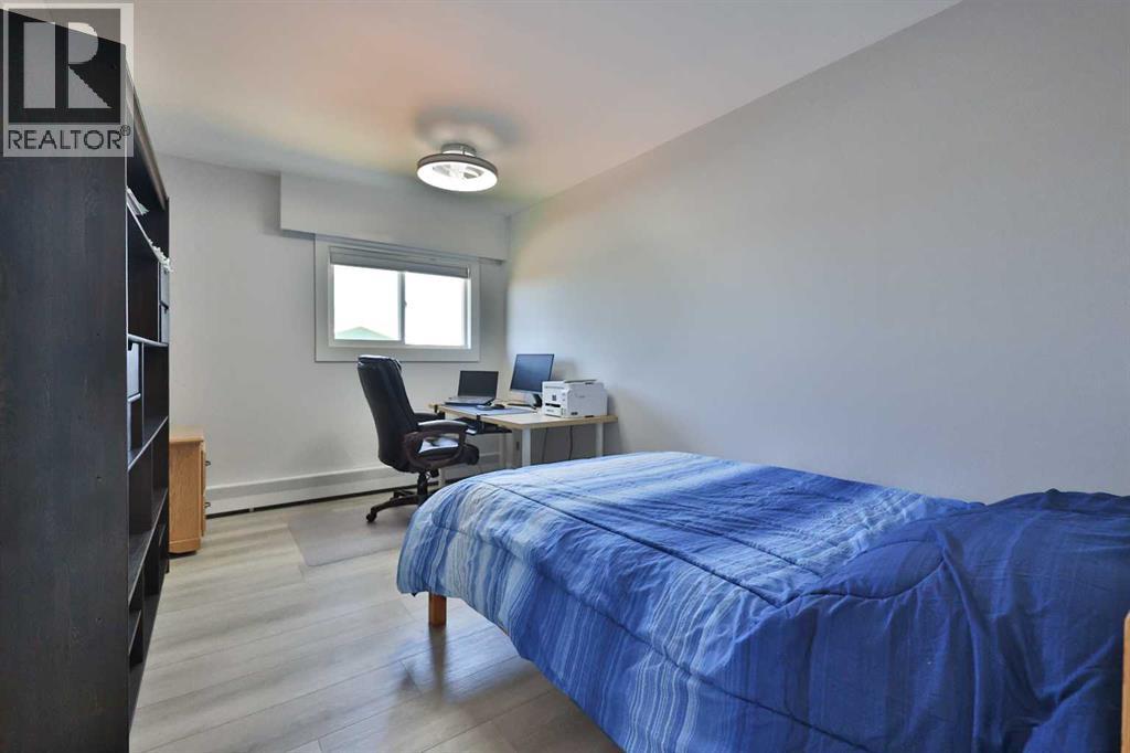 228 Centre Street, Magrath, Alberta  T0K 1J0 - Photo 37 - A2248660