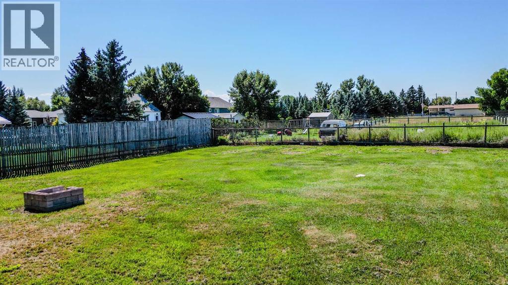 228 Centre Street, Magrath, Alberta  T0K 1J0 - Photo 8 - A2248660