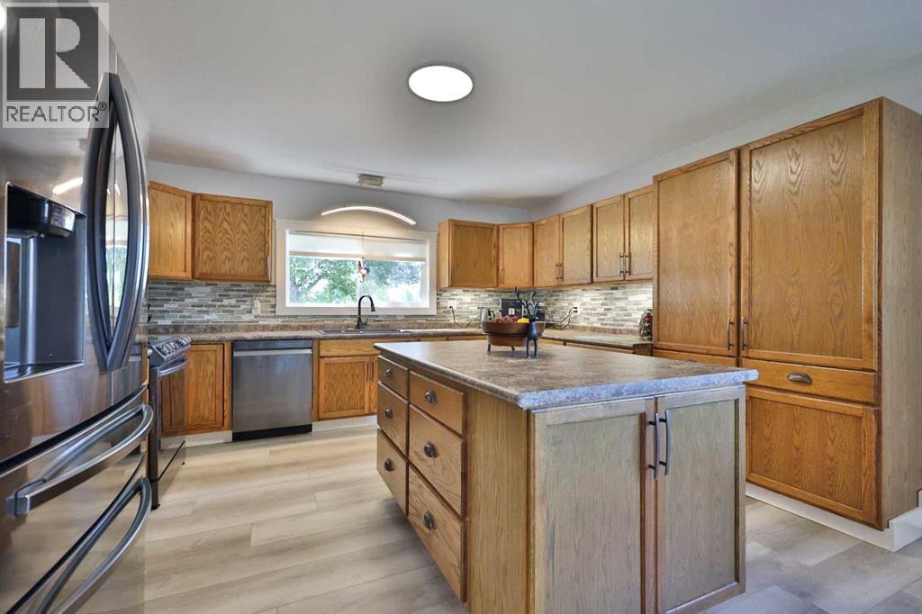 228 Centre Street, Magrath, Alberta  T0K 1J0 - Photo 20 - A2248660