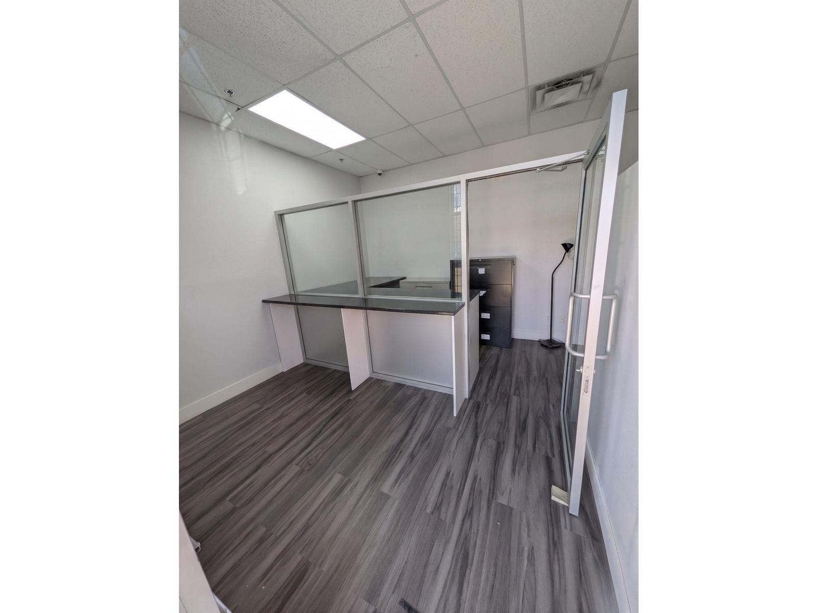 104 10663 King George Boulevard, Surrey, British Columbia  V3T 2X6 - Photo 5 - C8077833