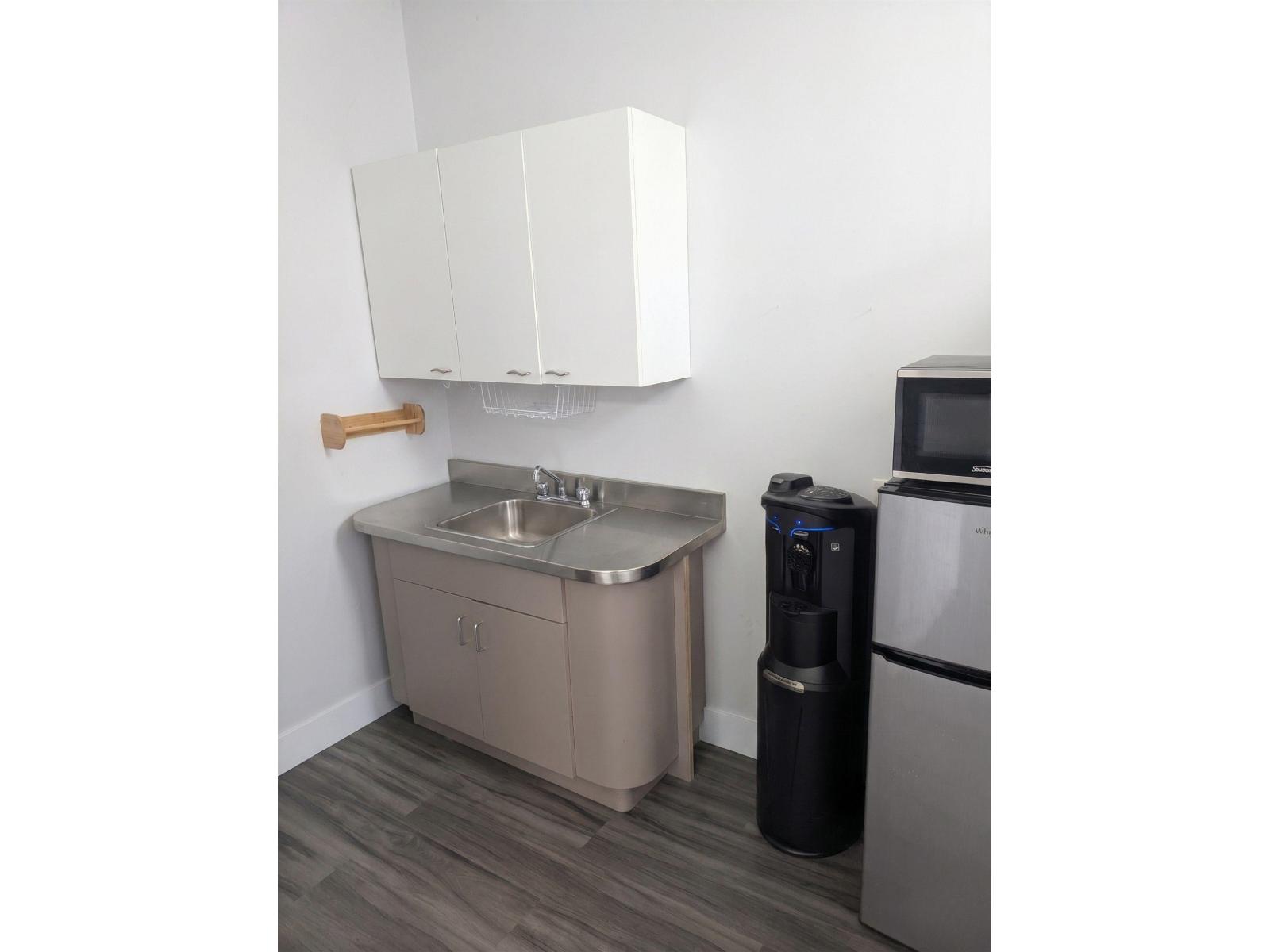 104 10663 King George Boulevard, Surrey, British Columbia  V3T 2X6 - Photo 8 - C8077833