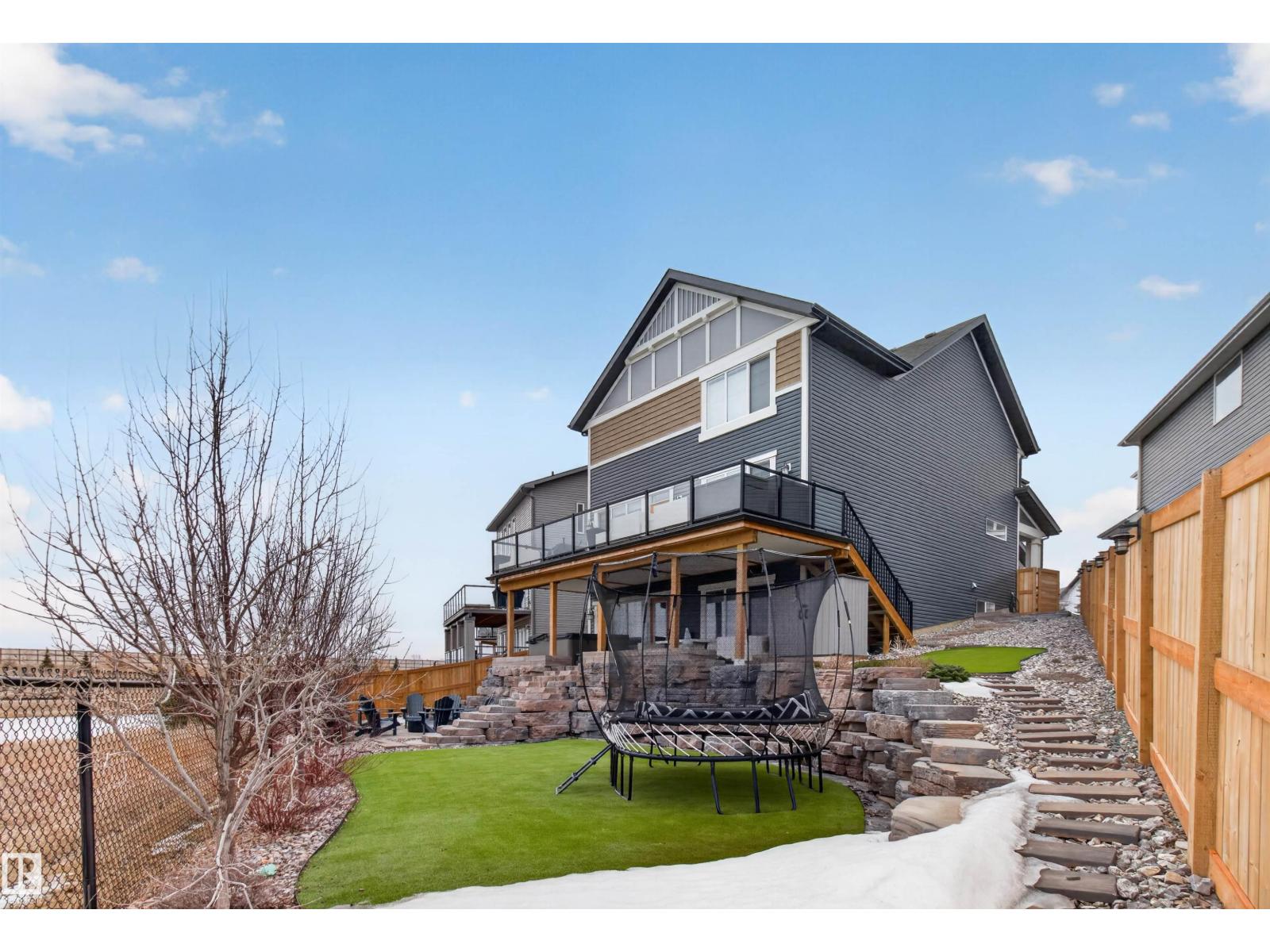 26 Sapphire Cv, Sherwood Park, Alberta  T8H 1Z8 - Photo 2 - E4474012