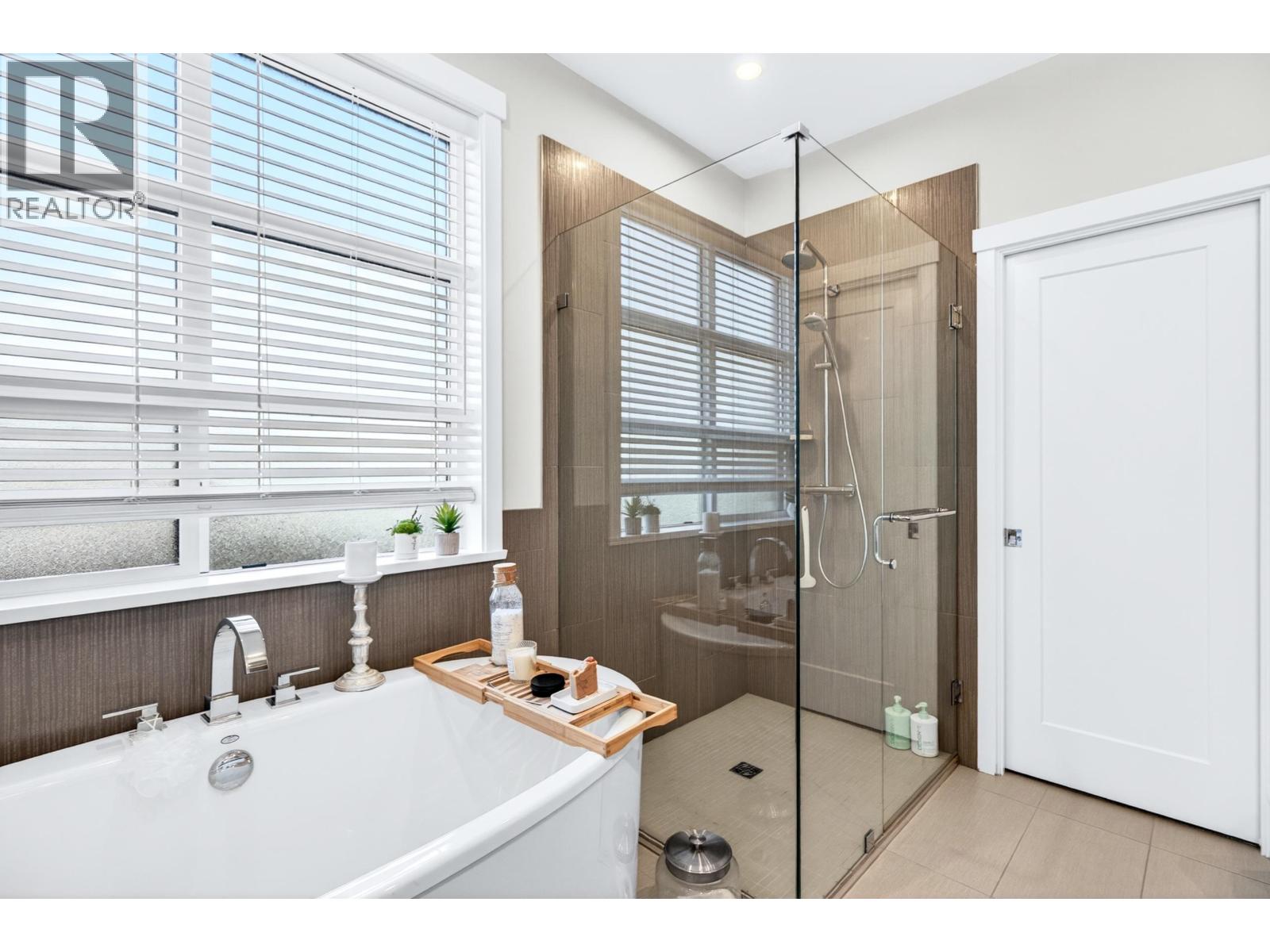 103 12367 224 Street, Maple Ridge, British Columbia  V2X 6B9 - Photo 21 - R3110729