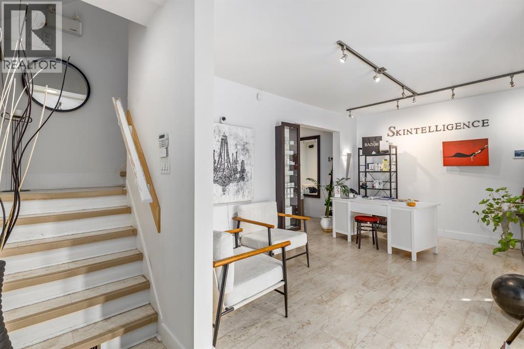 2032 34 Avenue SW, Calgary, Alberta  T2T 2C3 - Photo 6 - A2290615