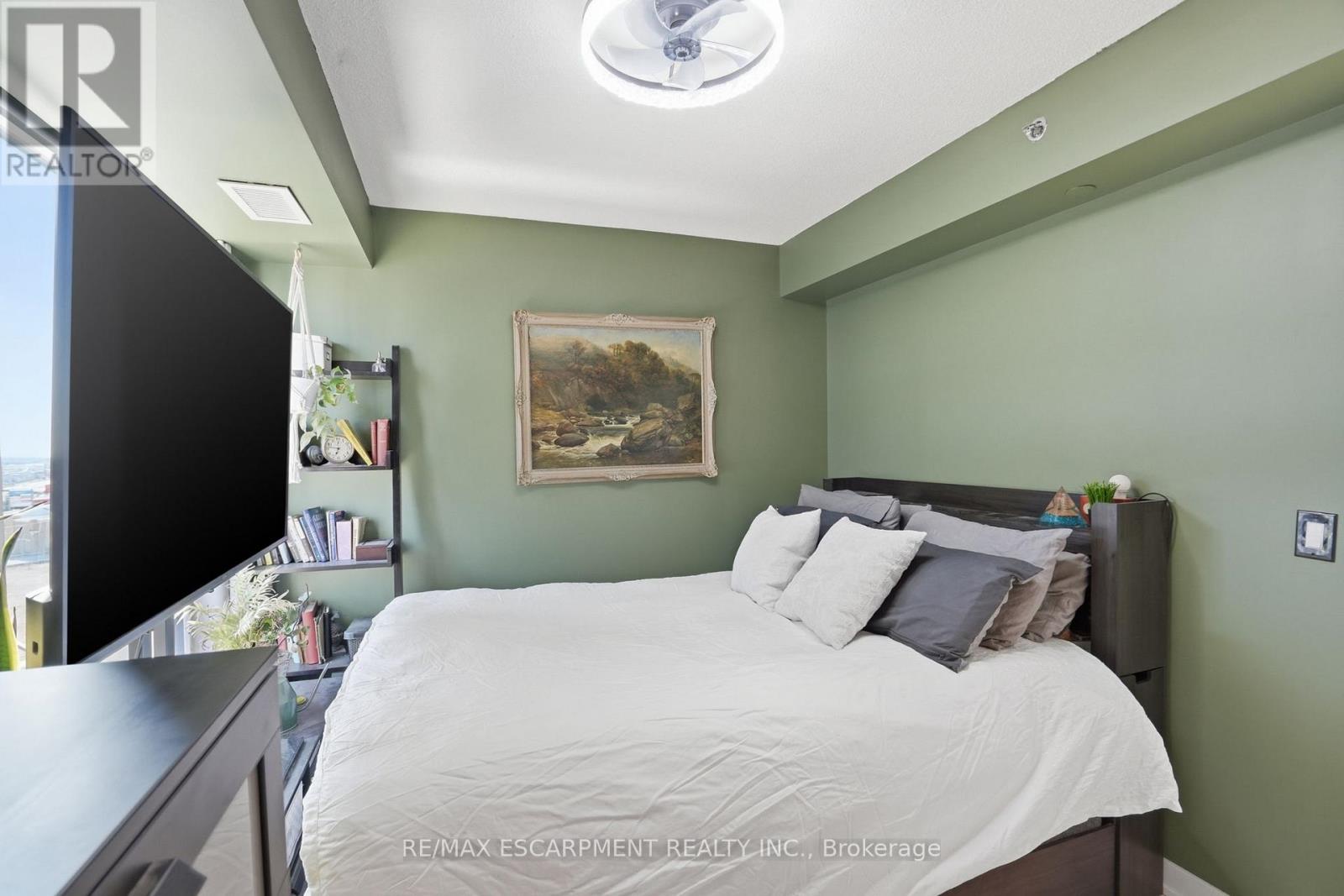 A814 - 3210 Dakota Common, Burlington, Ontario  L7M 2A8 - Photo 14 - W12998326