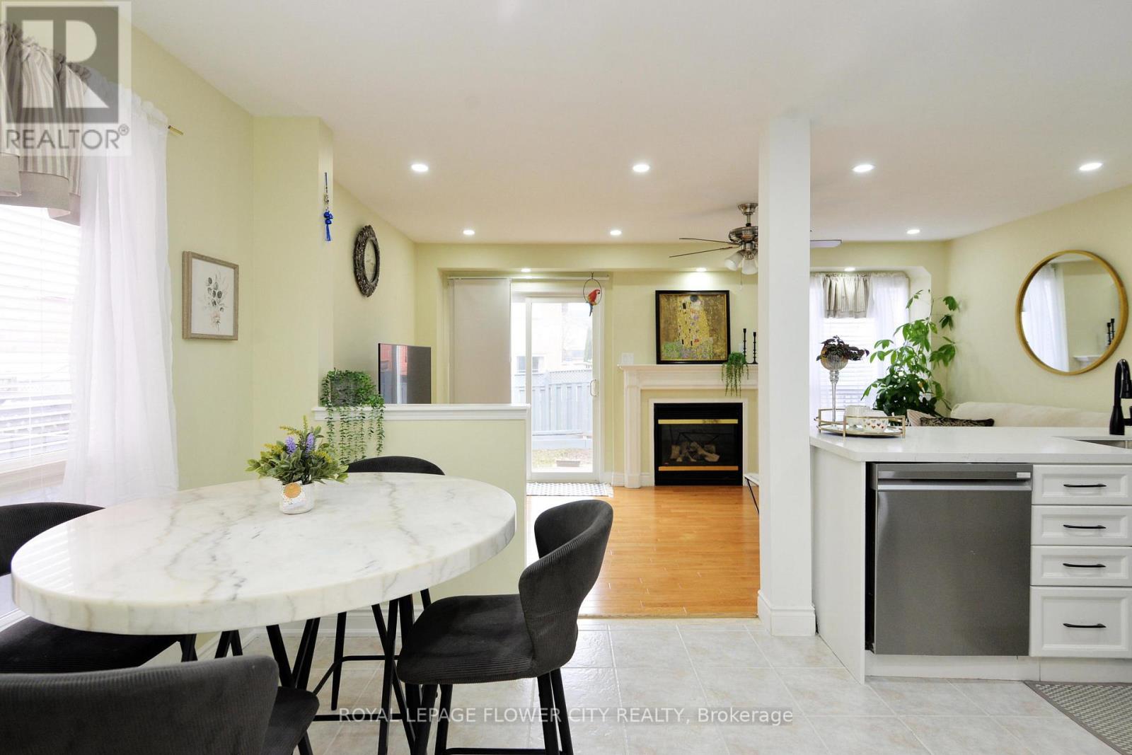 45 Roadmaster Lane, Brampton, Ontario  L7A 3A7 - Photo 13 - W12998374