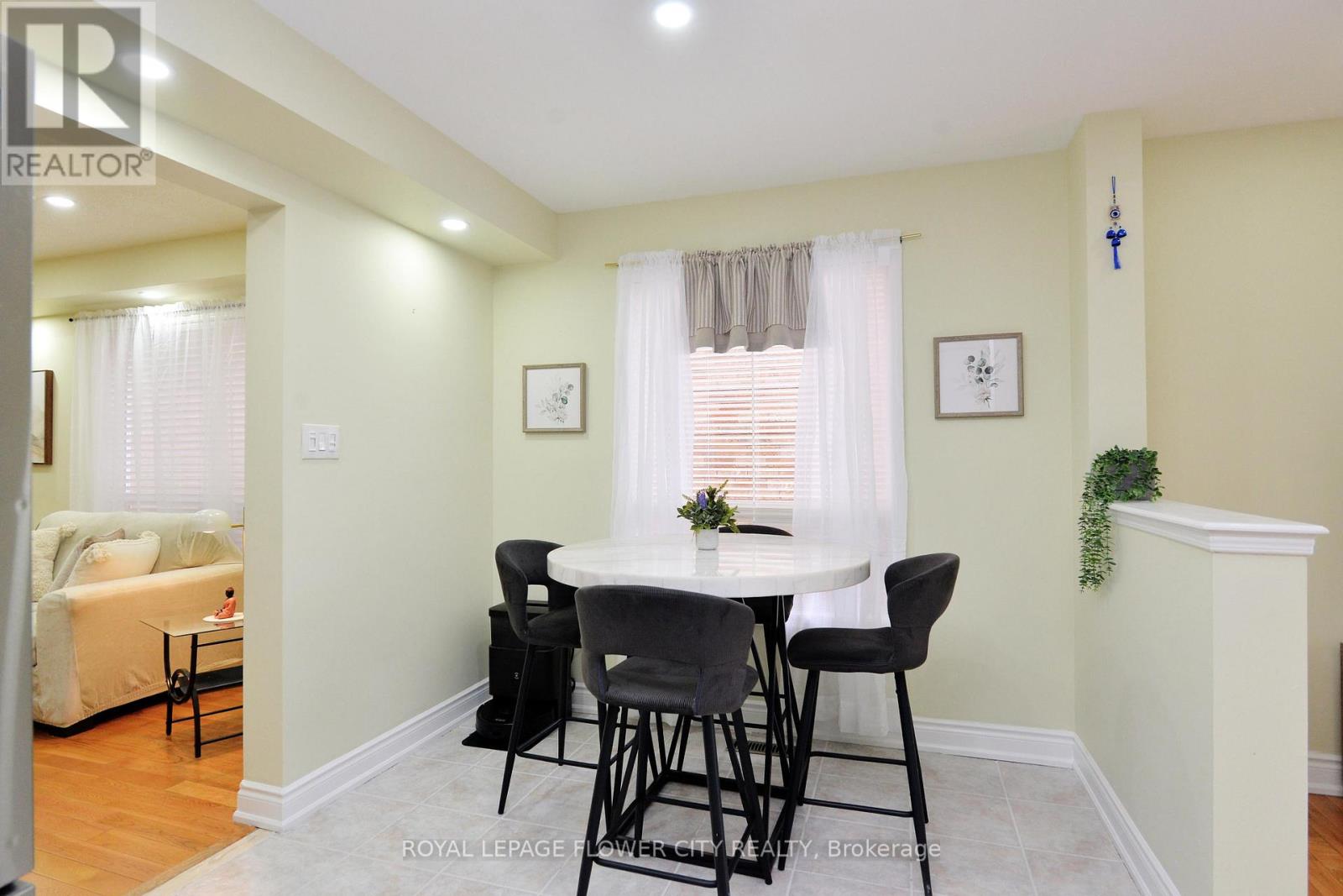 45 Roadmaster Lane, Brampton, Ontario  L7A 3A7 - Photo 17 - W12998374