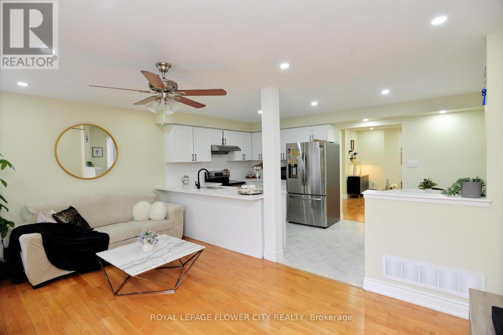 45 Roadmaster Lane, Brampton, Ontario  L7A 3A7 - Photo 21 - W12998374