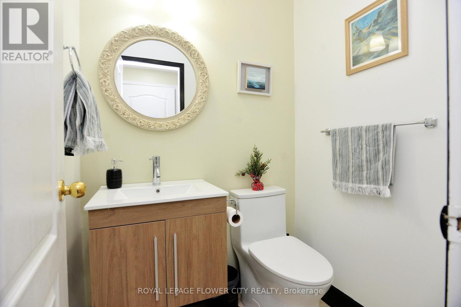 45 Roadmaster Lane, Brampton, Ontario  L7A 3A7 - Photo 22 - W12998374