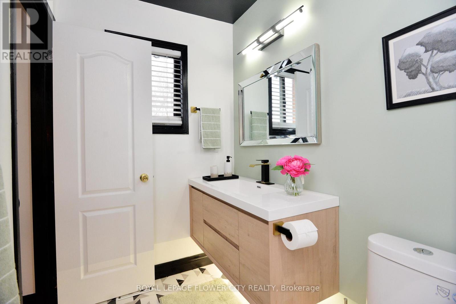 45 Roadmaster Lane, Brampton, Ontario  L7A 3A7 - Photo 33 - W12998374