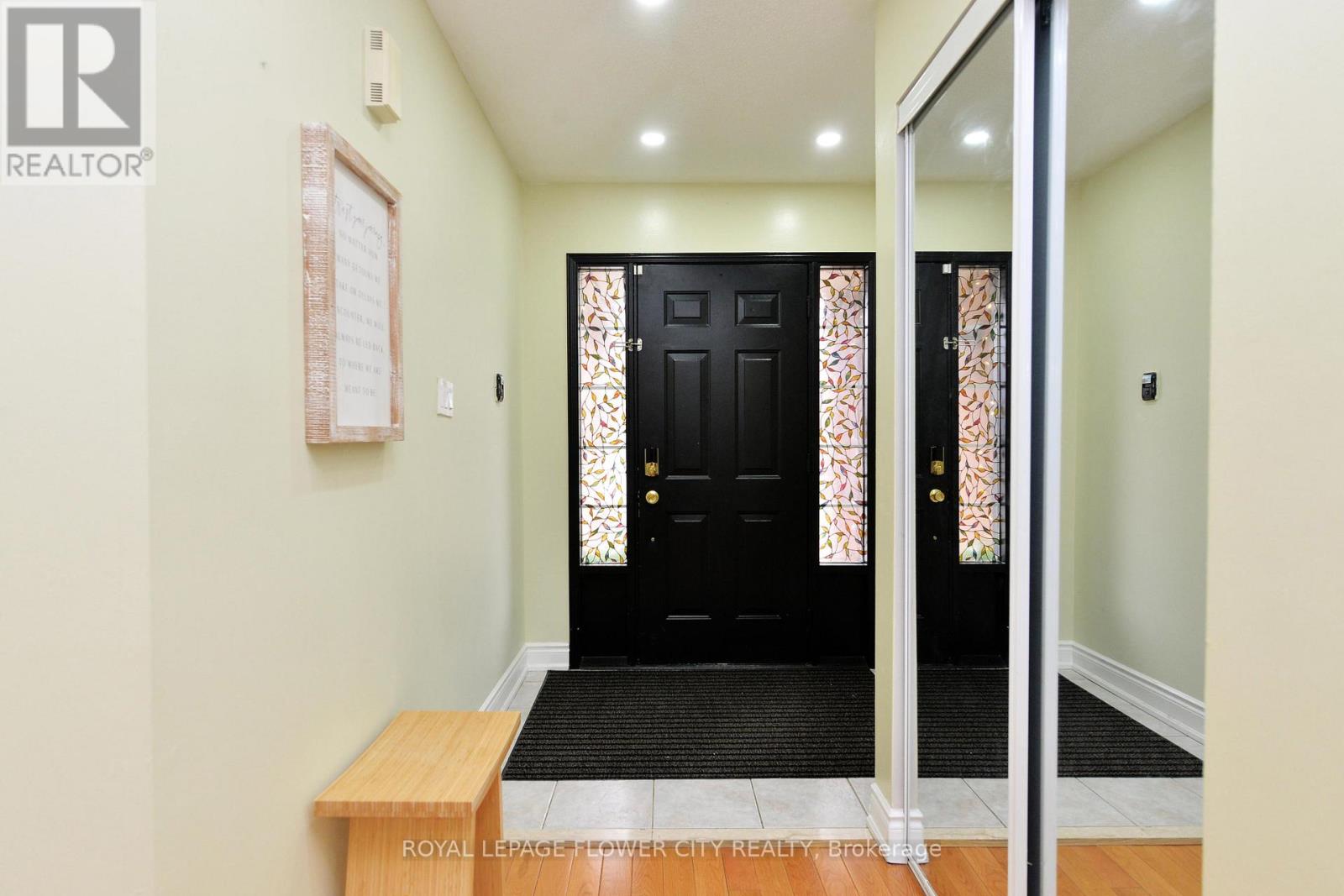 45 Roadmaster Lane, Brampton, Ontario  L7A 3A7 - Photo 6 - W12998374