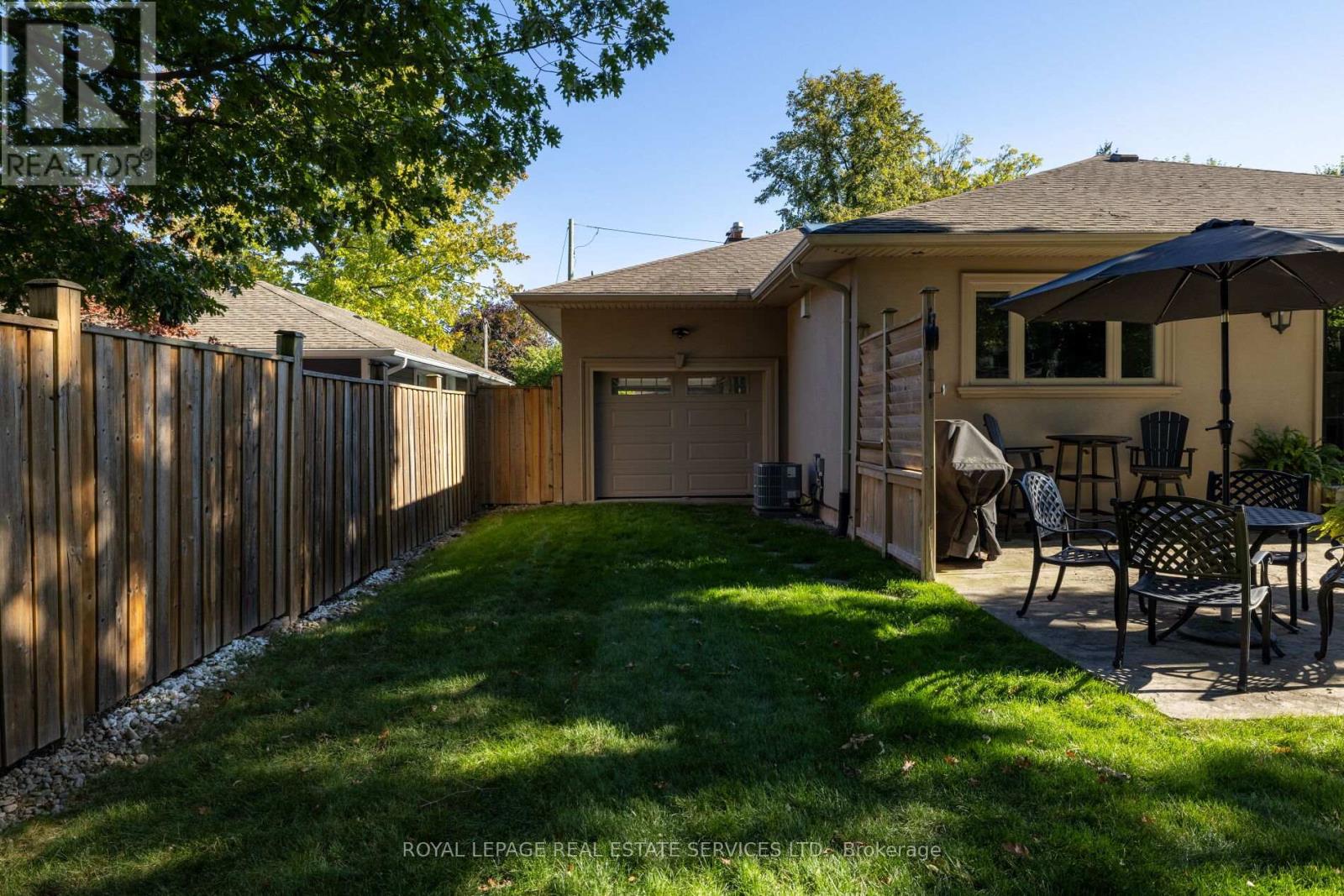 23 Glenmanor Drive, Oakville, Ontario  L6K 2B3 - Photo 37 - W12998386