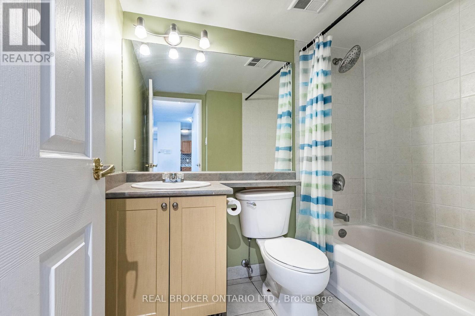 412 - 2900 Battleford Road, Mississauga, Ontario  L5N 2V9 - Photo 17 - W12998418