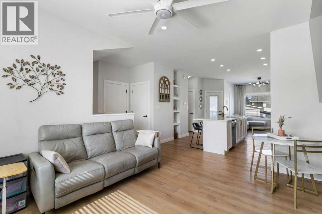 52 Evergreen Way, Red Deer, Alberta  T4P 3E5 - Photo 8 - A2301523