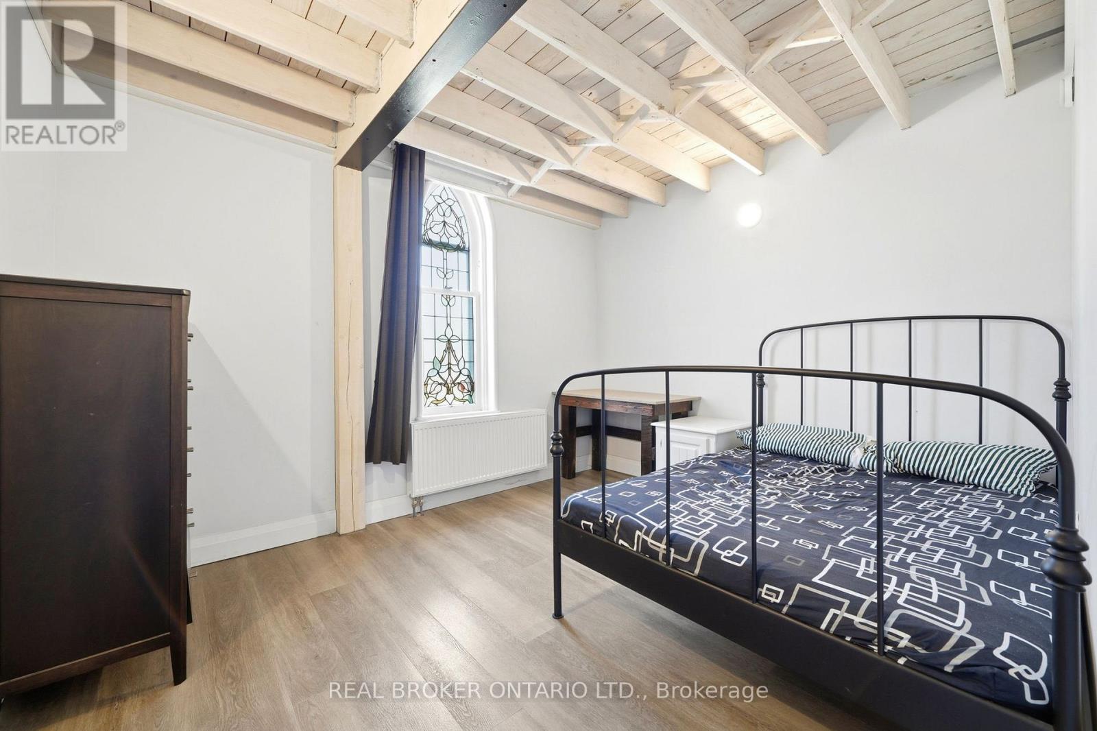 20 Mill Street E, Perth East, Ontario  N0K 1M0 - Photo 16 - X12998232