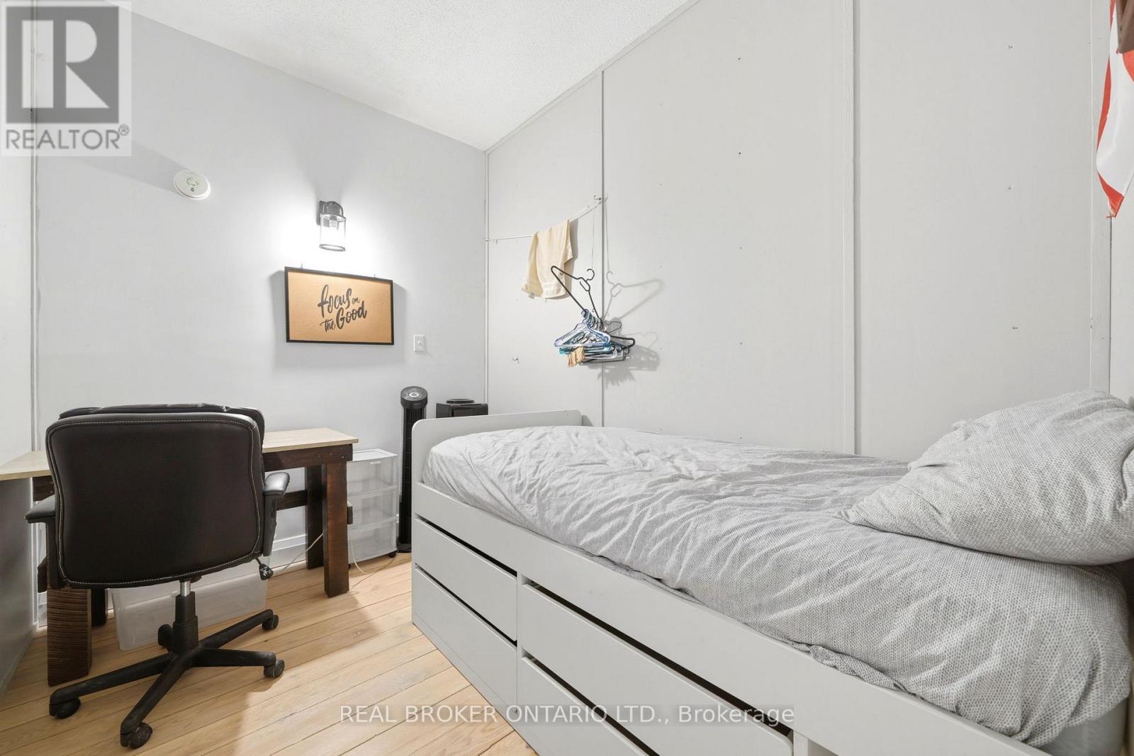 20 Mill Street E, Perth East, Ontario  N0K 1M0 - Photo 22 - X12998232