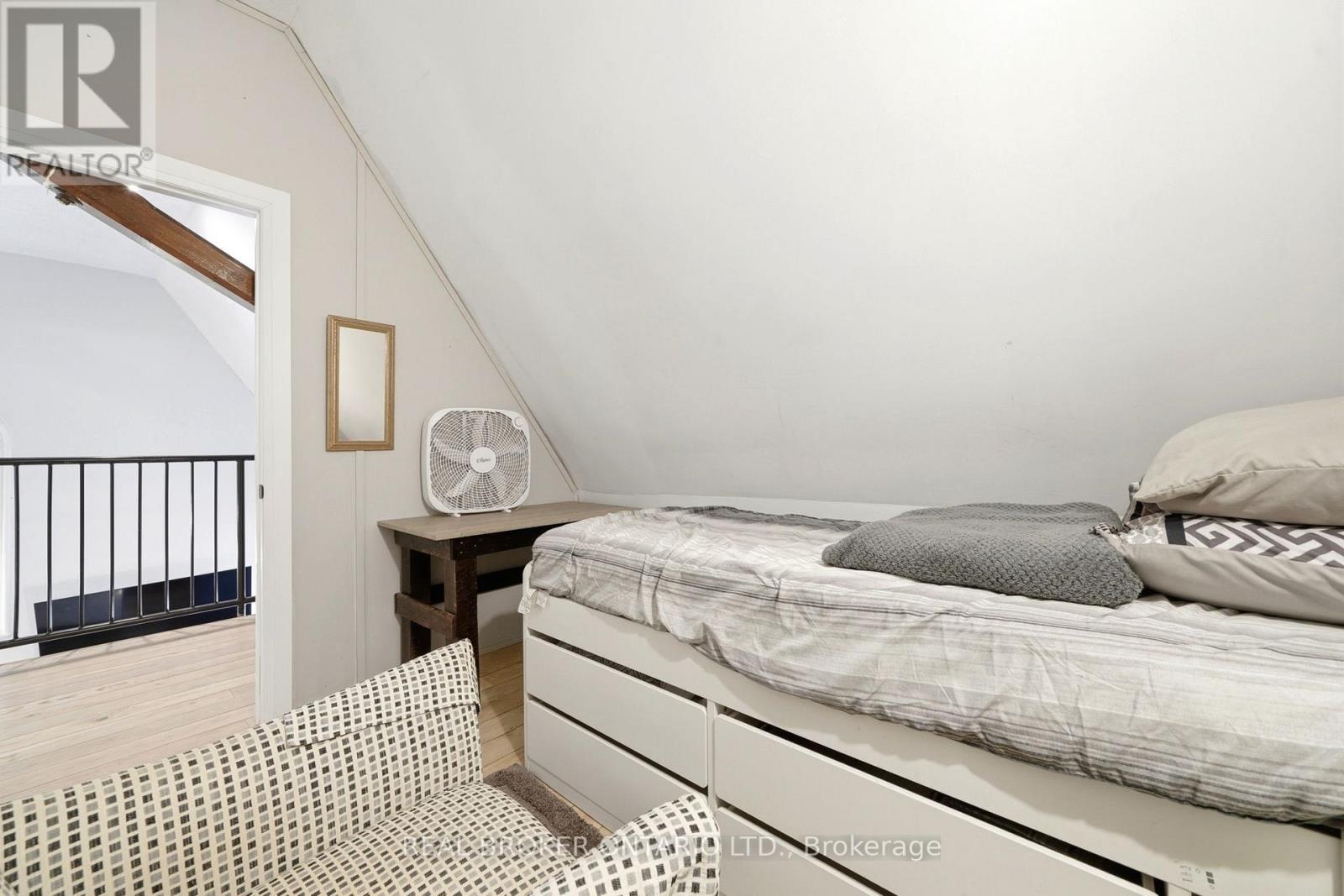 20 Mill Street E, Perth East, Ontario  N0K 1M0 - Photo 25 - X12998232