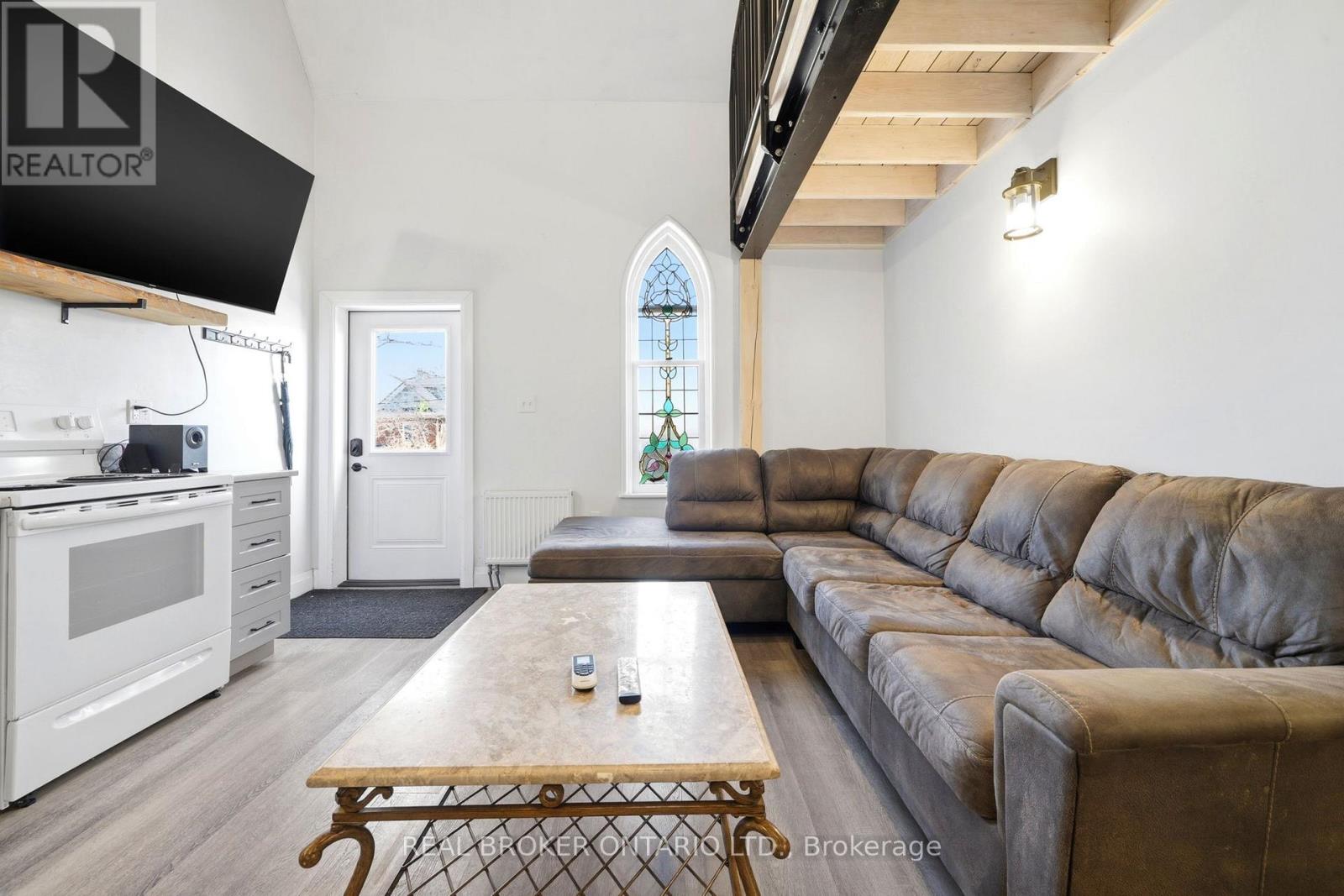 20 Mill Street E, Perth East, Ontario  N0K 1M0 - Photo 7 - X12998232