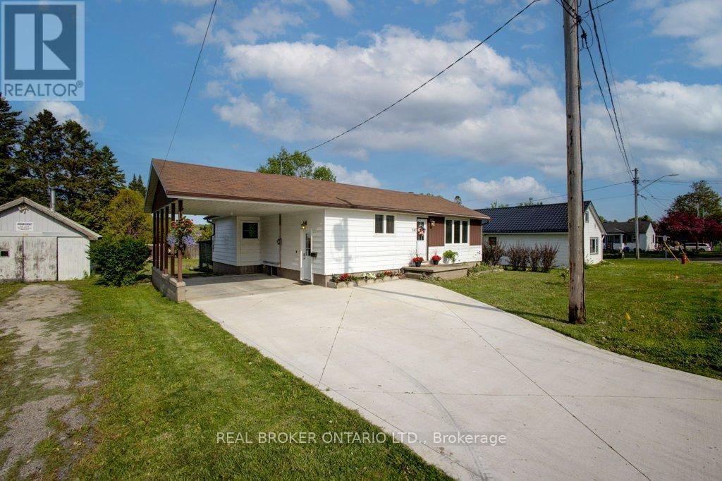 387 Countess Street S, West Grey, Ontario  N0G 1R0 - Photo 22 - X12998256