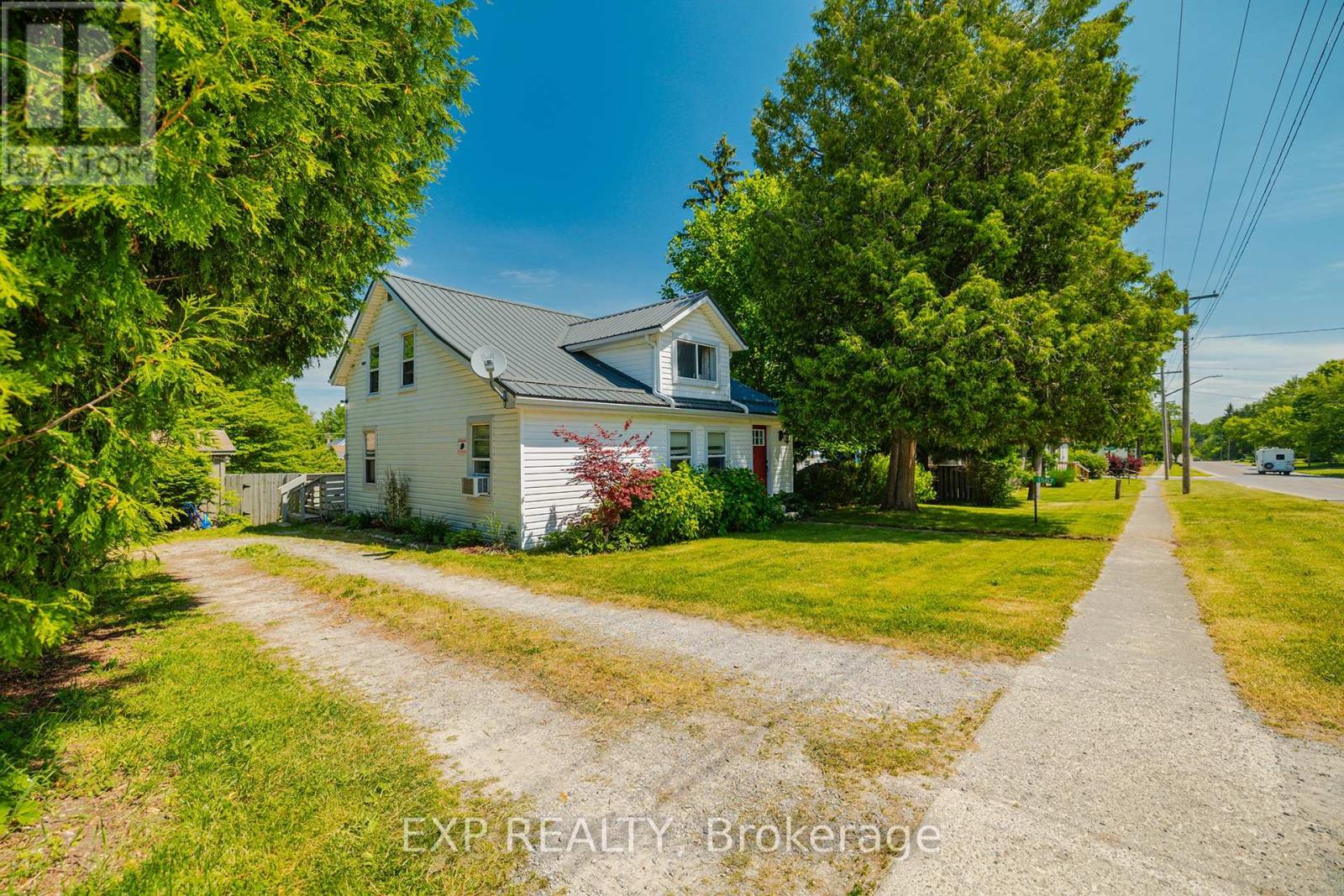 1567 Old Brock Street, Norfolk, Ontario  N0E 1W0 - Photo 3 - X12998274