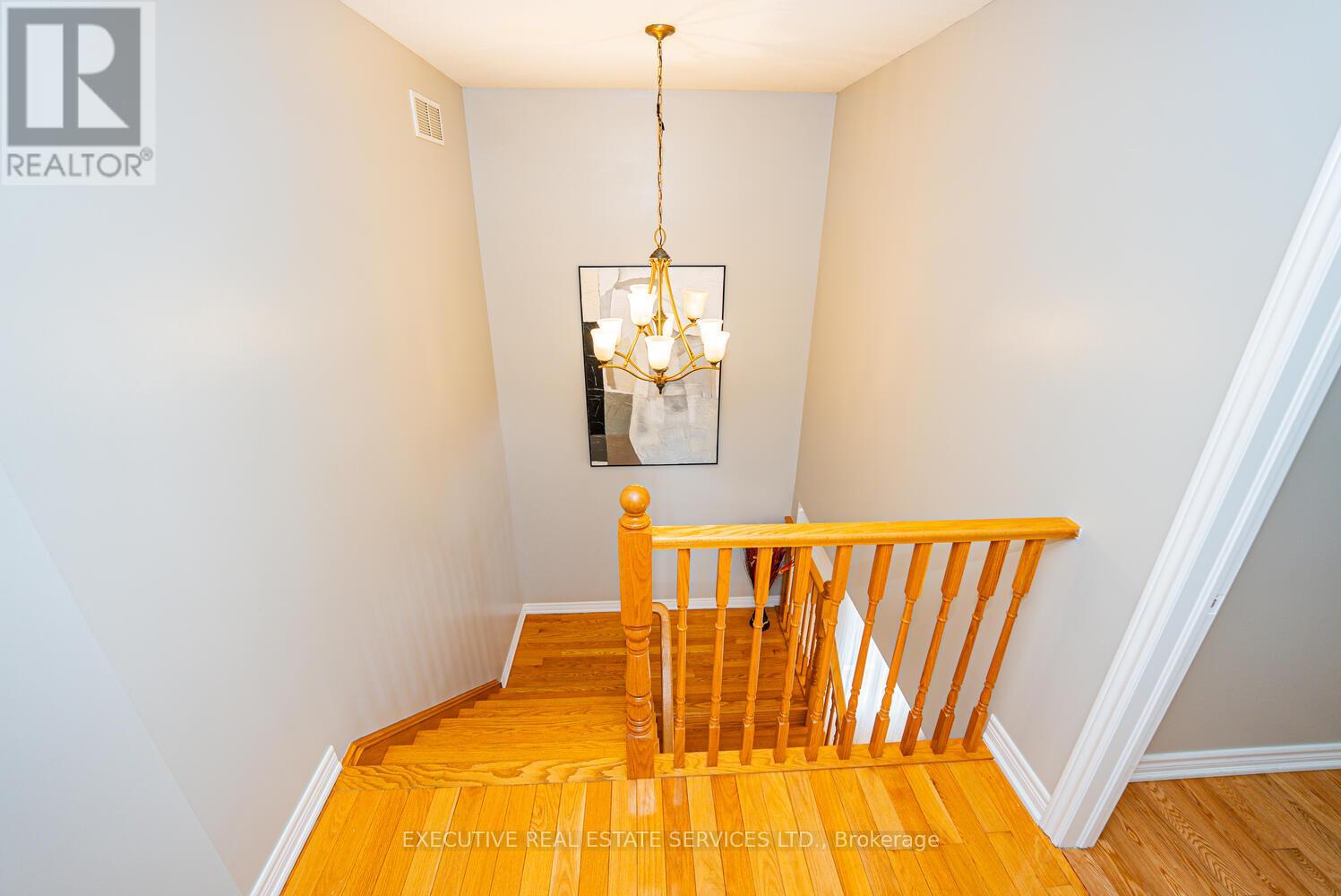 4 Berkshire Place, Hamilton, Ontario  L9K 0A9 - Photo 19 - X12998308