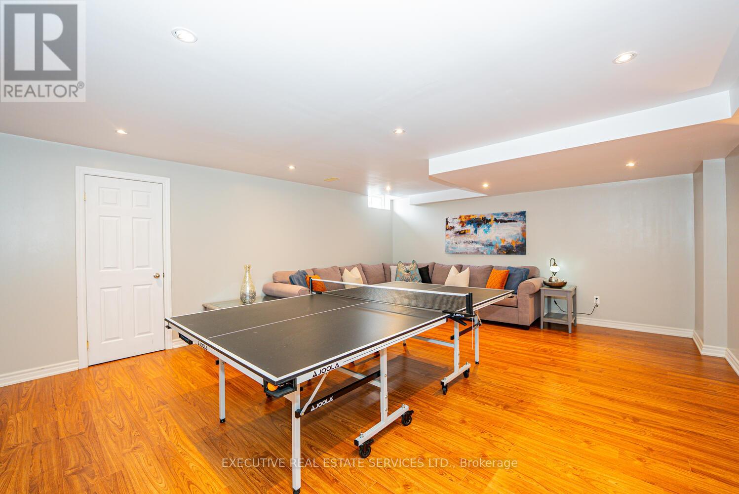 4 Berkshire Place, Hamilton, Ontario  L9K 0A9 - Photo 42 - X12998308