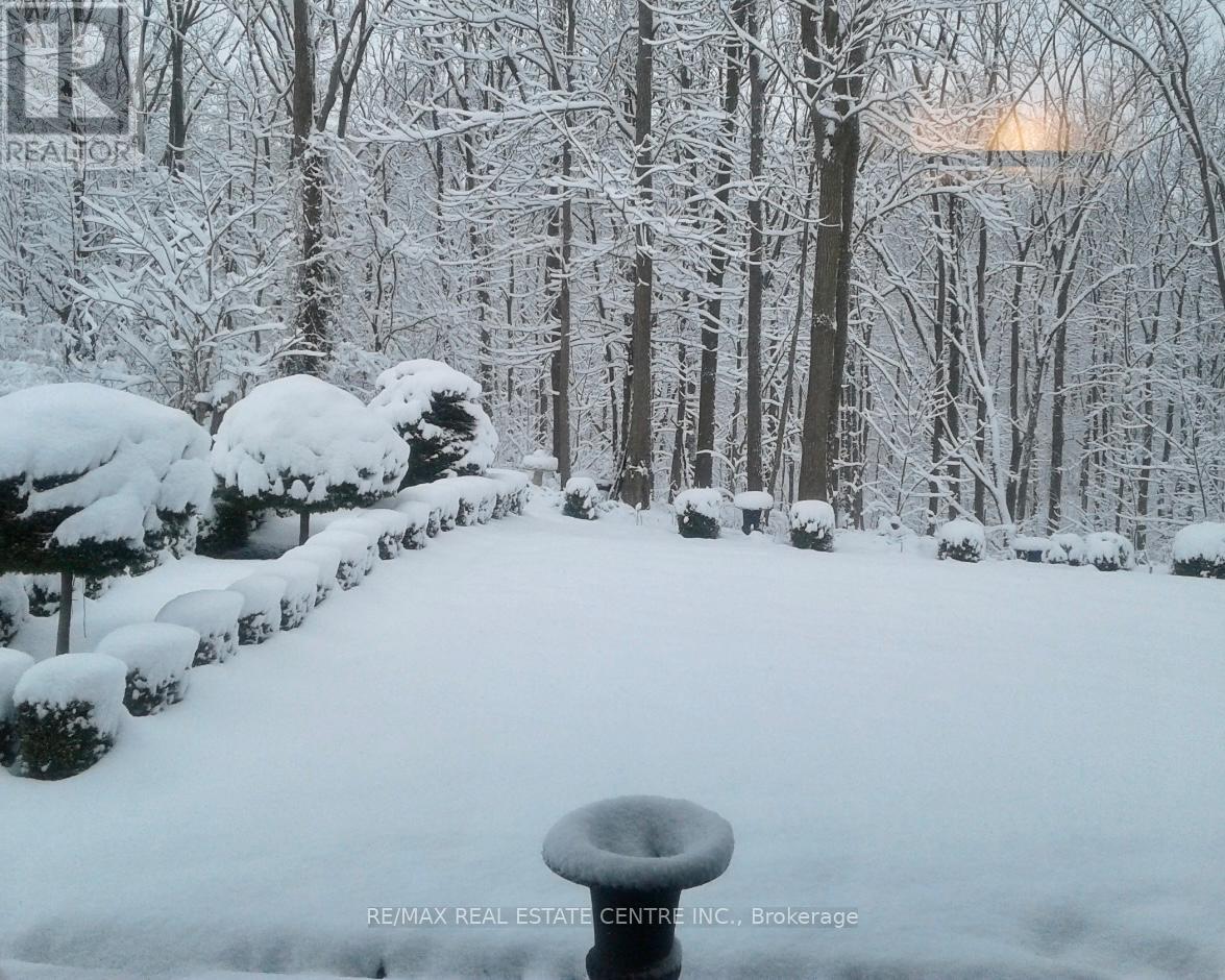 4072 Highland Park Drive, Lincoln, Ontario  L3J 0M3 - Photo 41 - X12998338