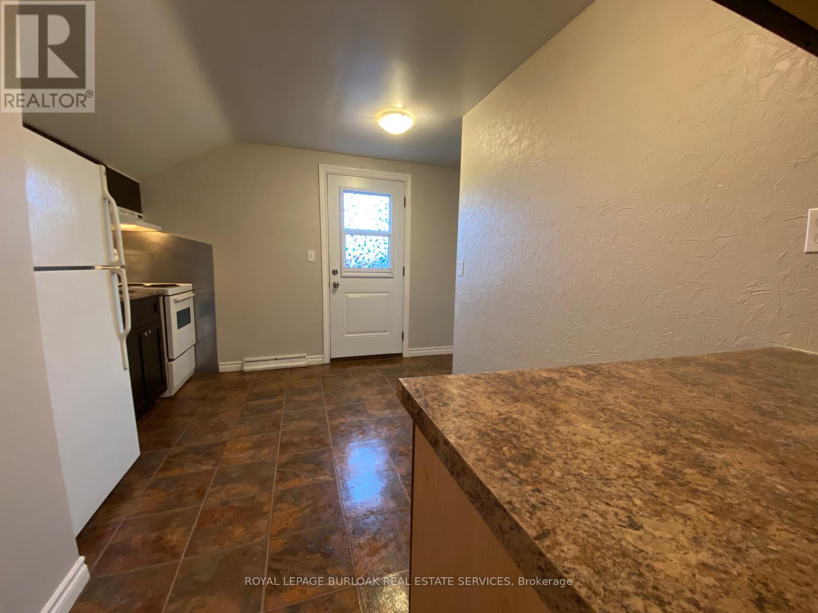 367 Norfolk Street N, Norfolk, Ontario  N3Y 3P4 - Photo 16 - X12998372