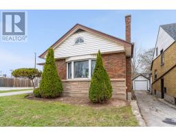 367 NORFOLK STREET N, Norfolk, Ontario